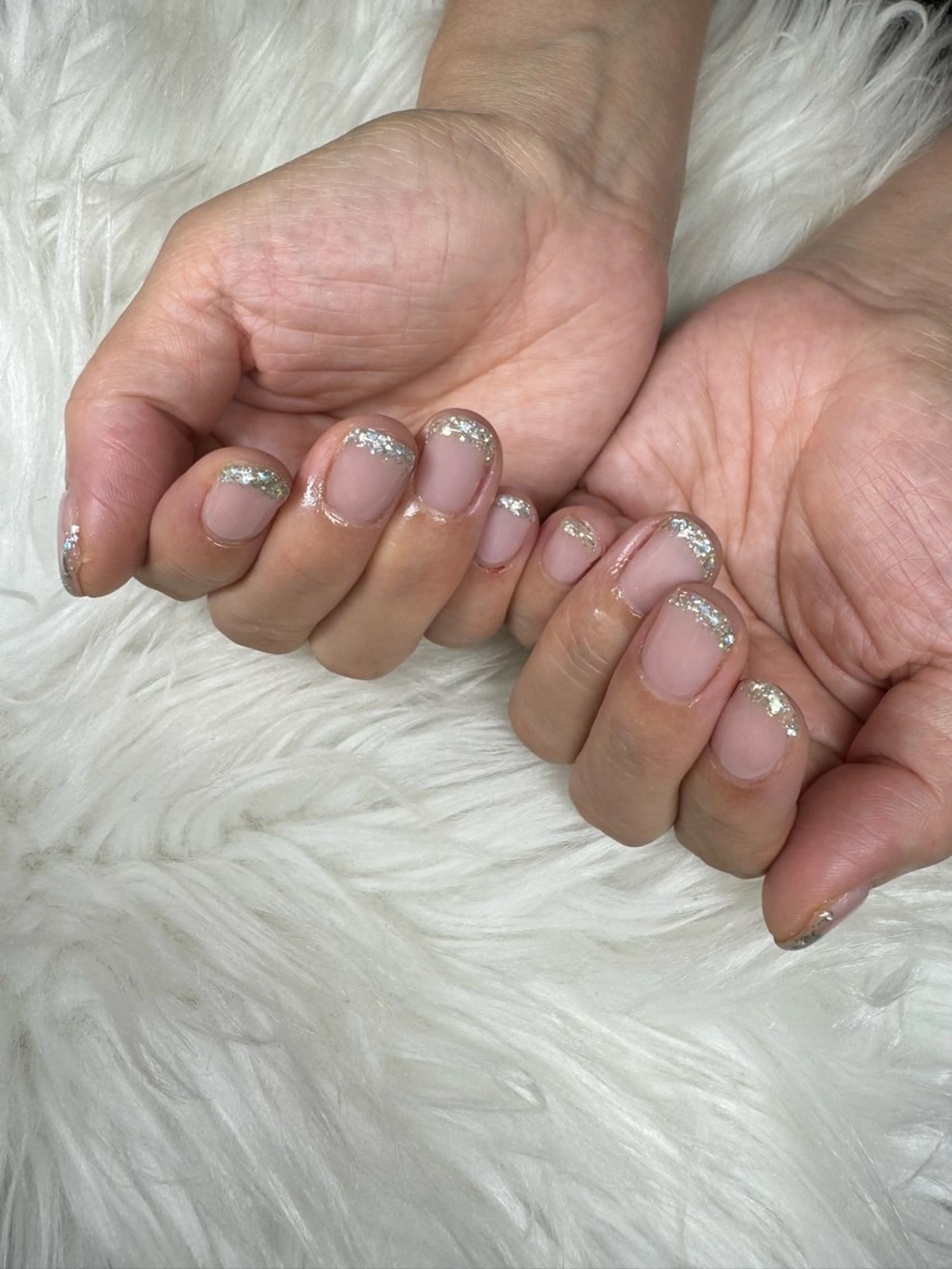 ネイル フレンチネイル ラメ(グリッター) lavia🖤 ayumiのネイルデザイン