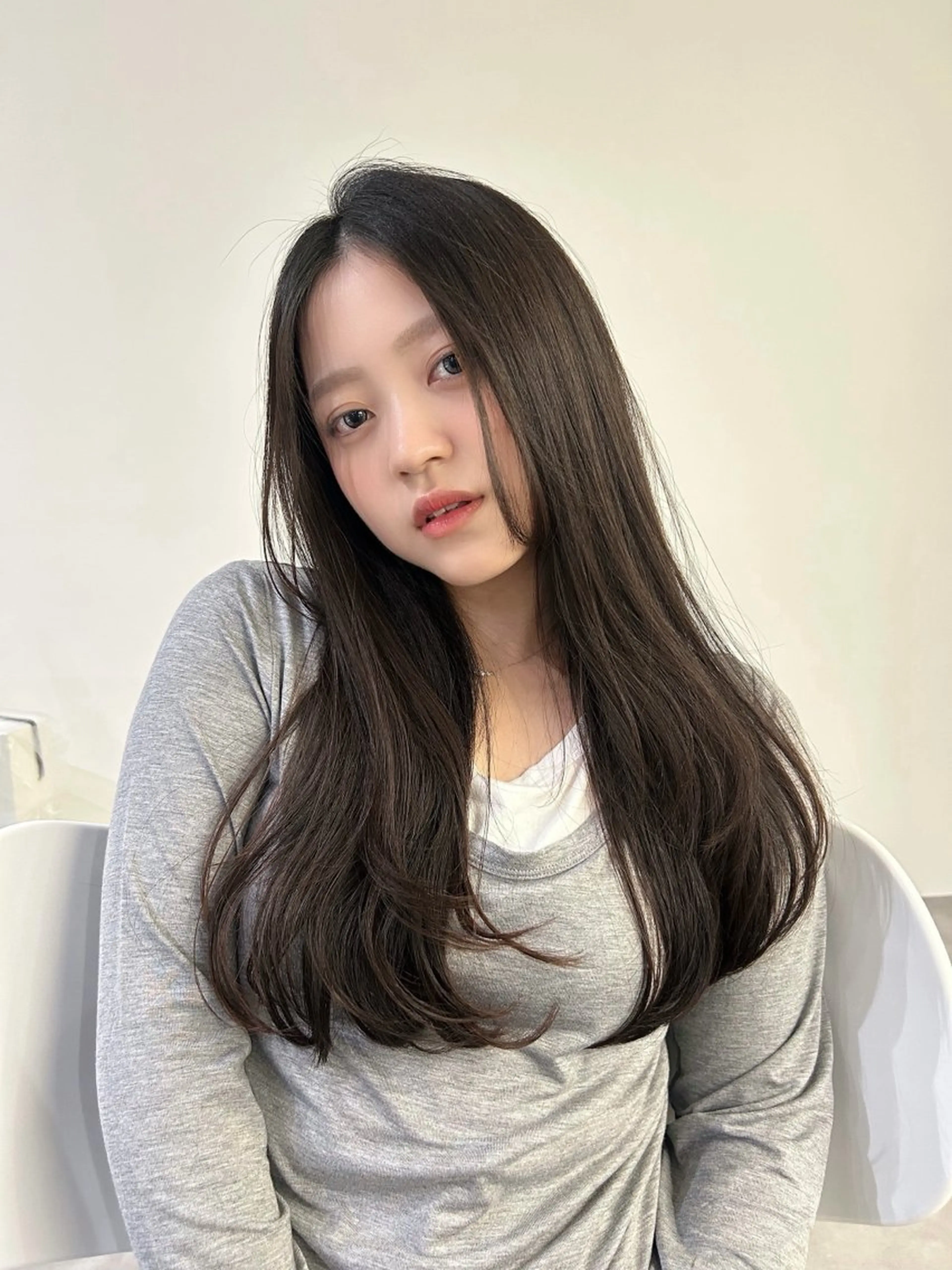 ロング 髪質改善 縮毛矯正 トリートメント 酸性ストレート カット 髪質改善/艶カラー /透明感/石田桃子のヘアスタイル