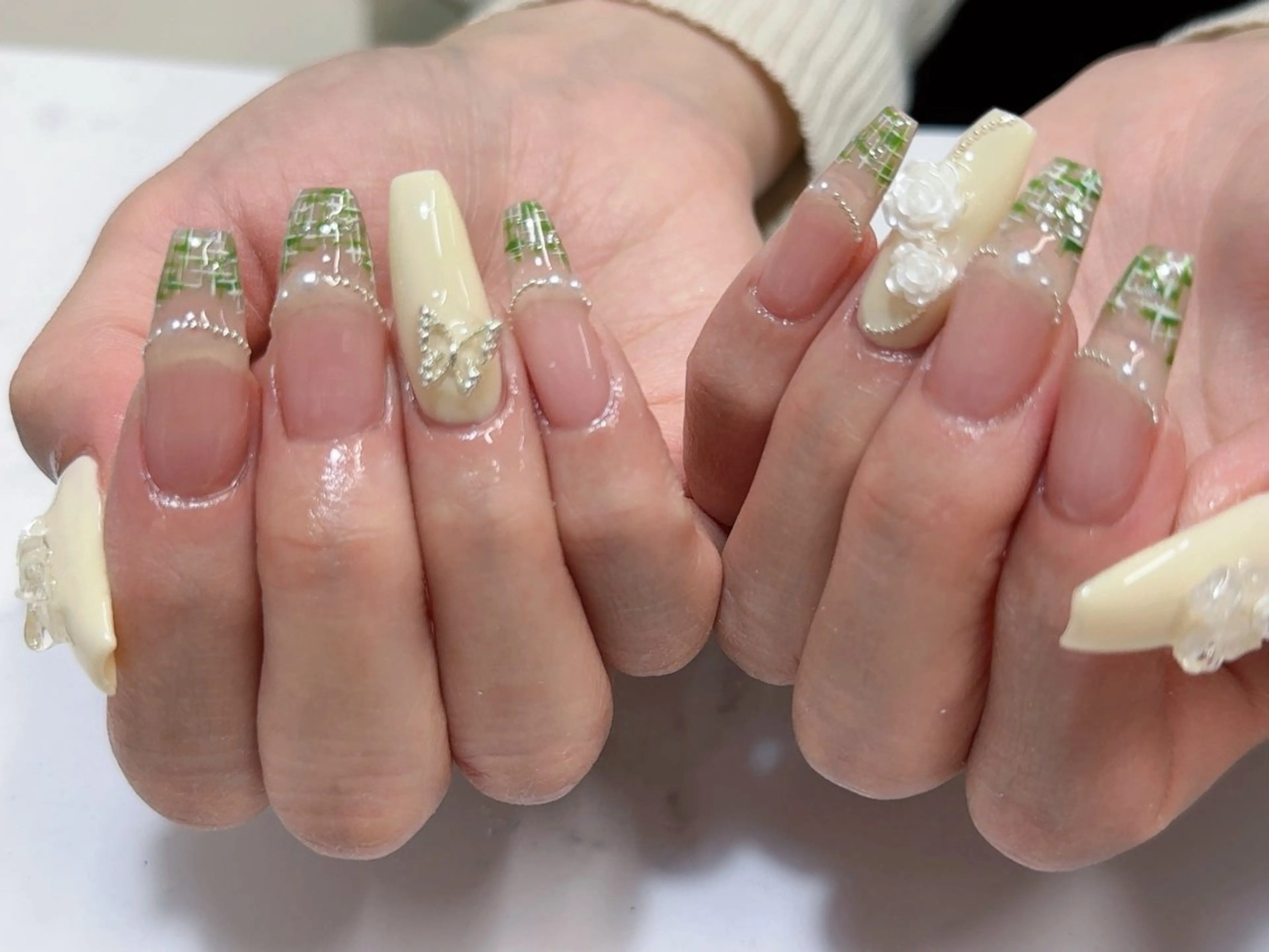 ネイル Glow Nail スカルプ専門店のネイルデザイン