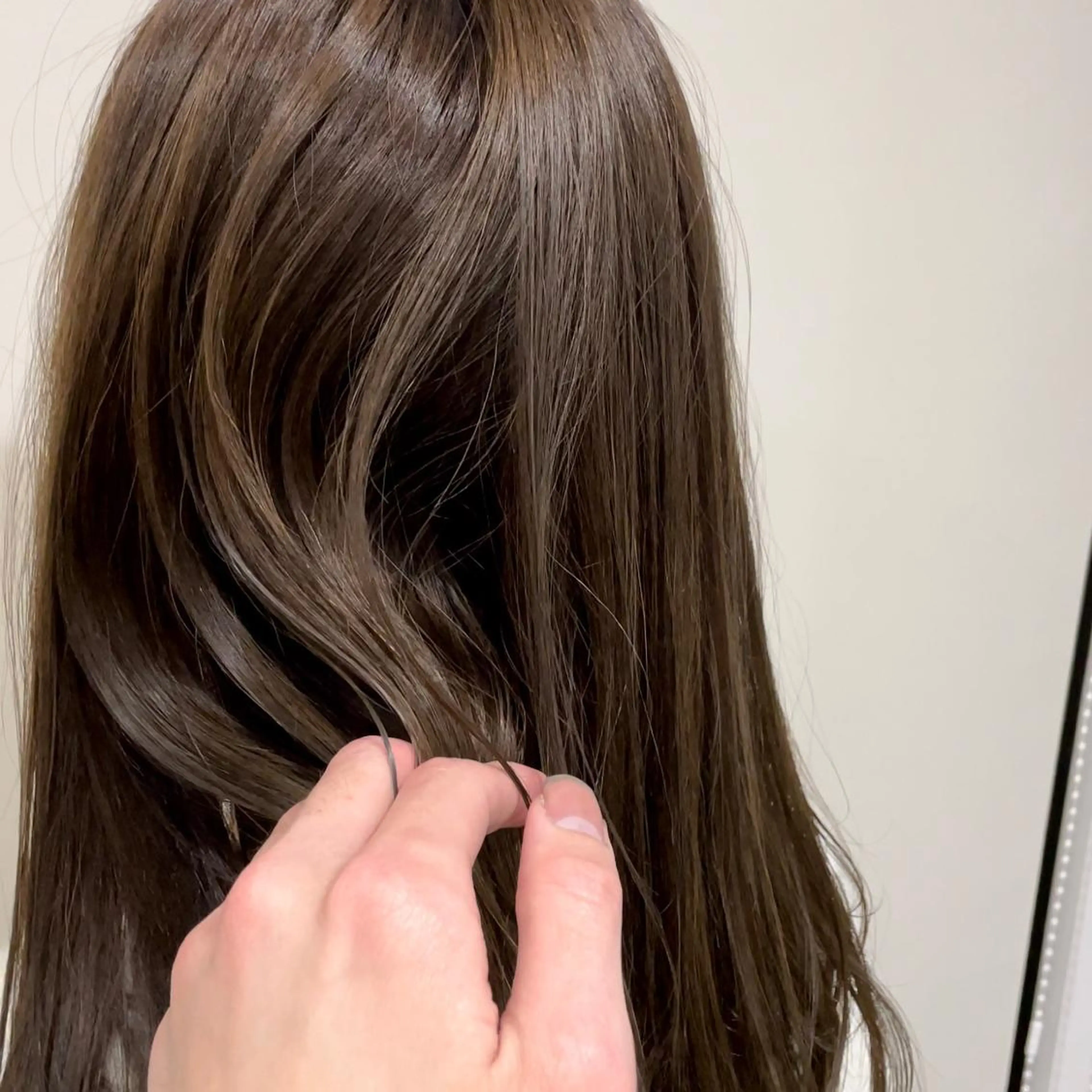 セミロング カラー 透明感カラー グレージュ ハイライトカラー ハイライト 平日オススメ✨ プチプラ✨山下のヘアスタイル