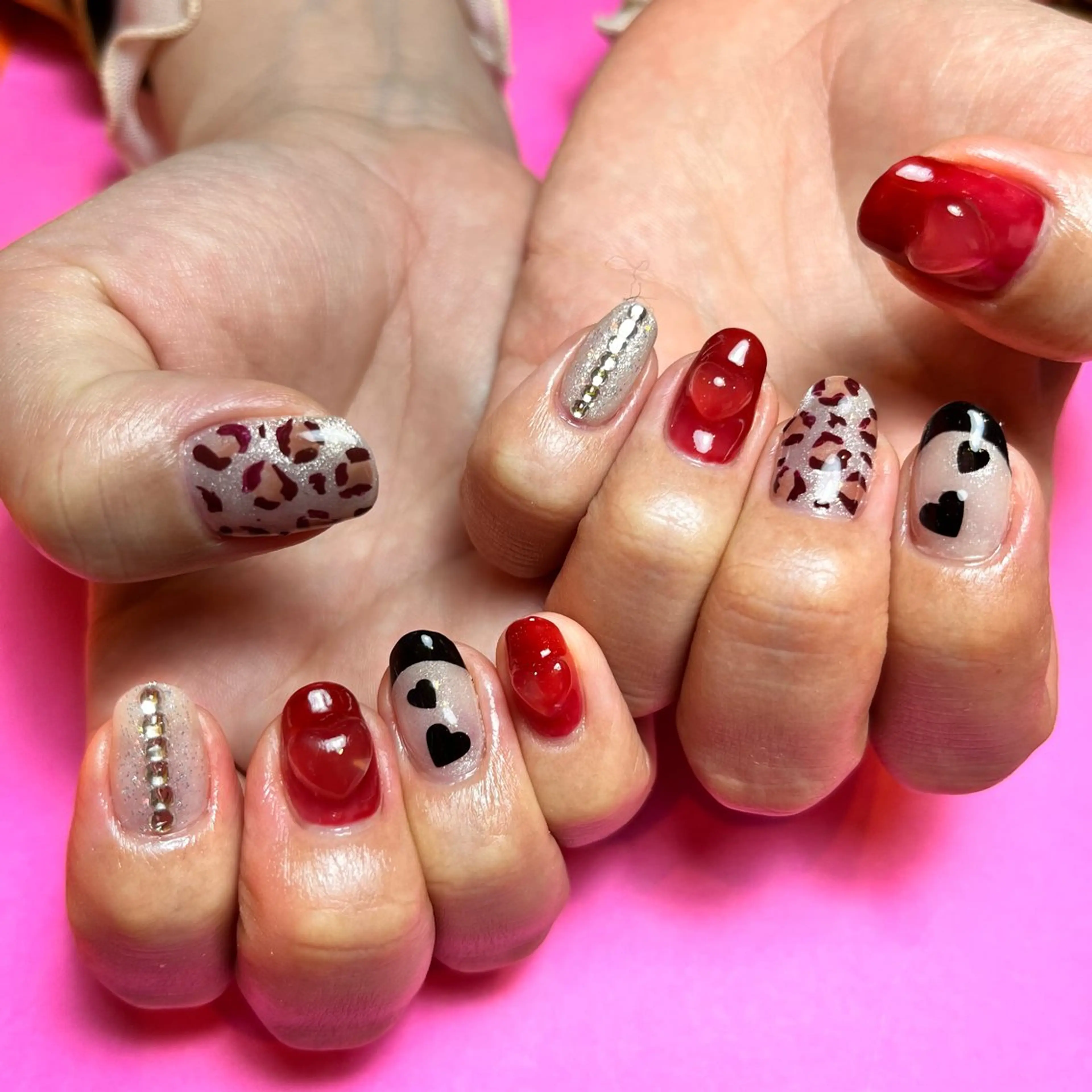 ネイル アニマル柄 ボルドー マグネットネイル ハンドネイル ハンドケア ナツインフィニティ ネイルズ（なつ）のネイルデザイン