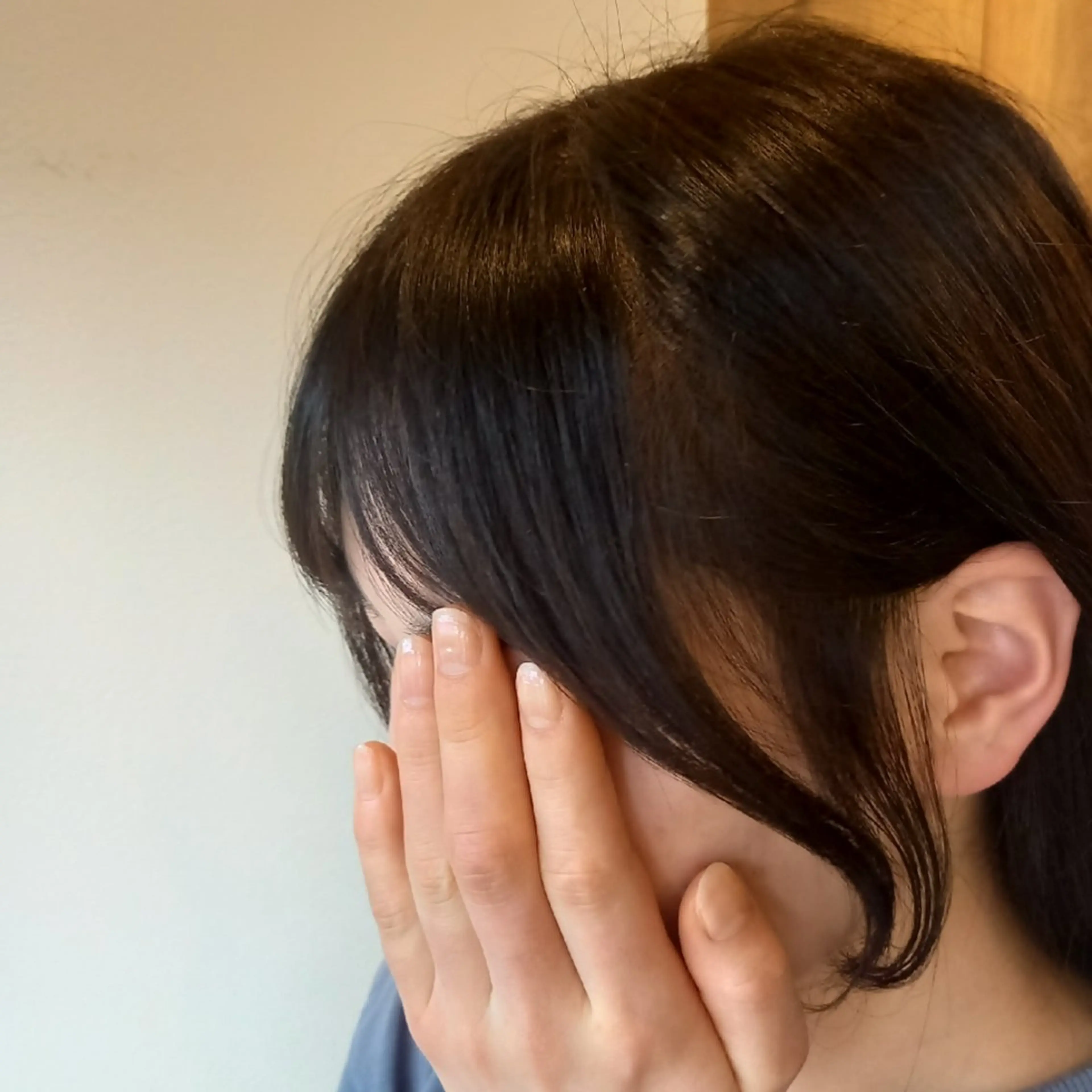 前髪カットの写真