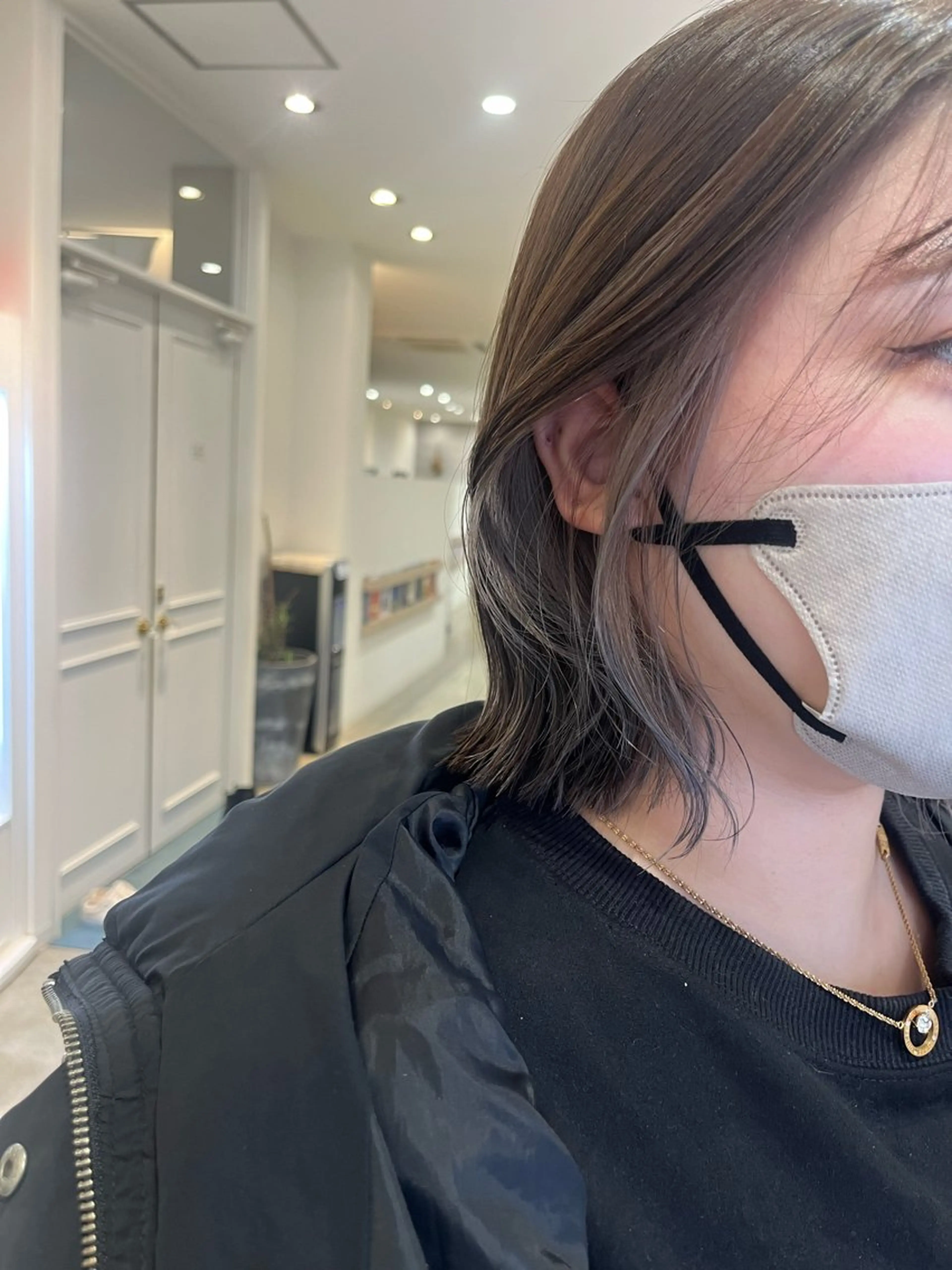 ショート ヘアカラー 國原 姫菜のヘアスタイル