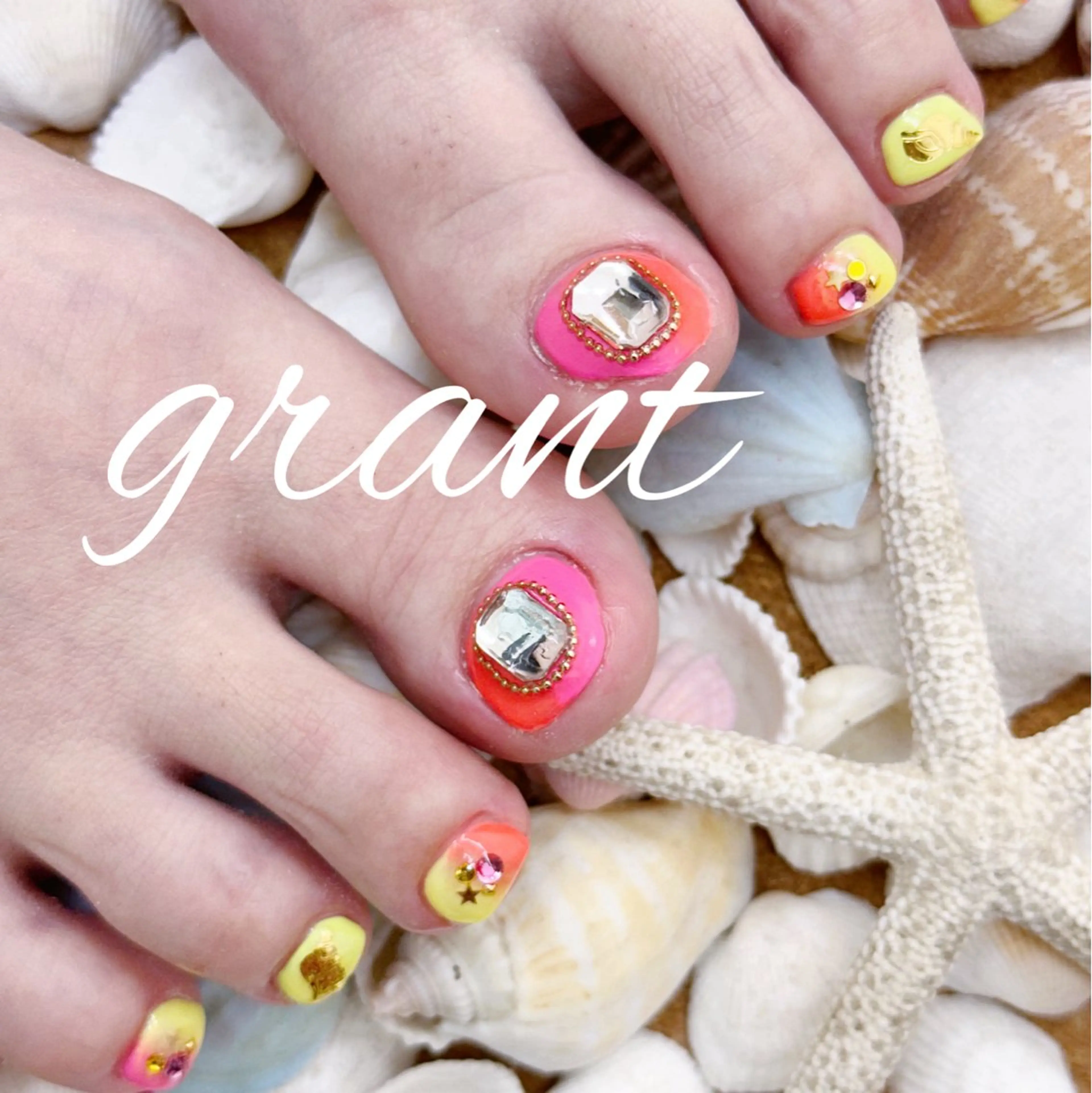 ネイル アートネイル フットネイル 夏ネイル フットネイル nailsalon grantのネイルデザイン