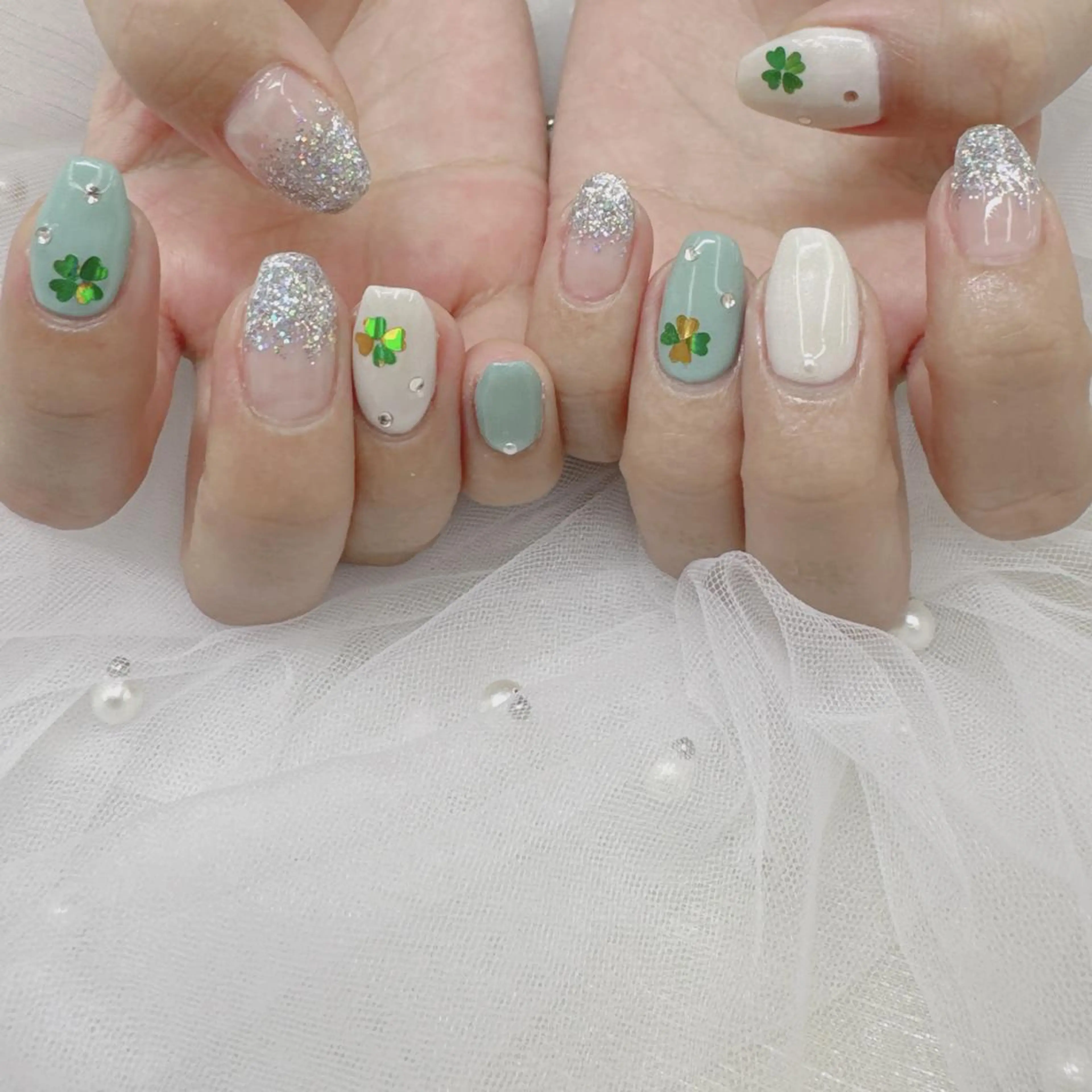 ネイル Nail salon Honey Beeのネイルデザイン