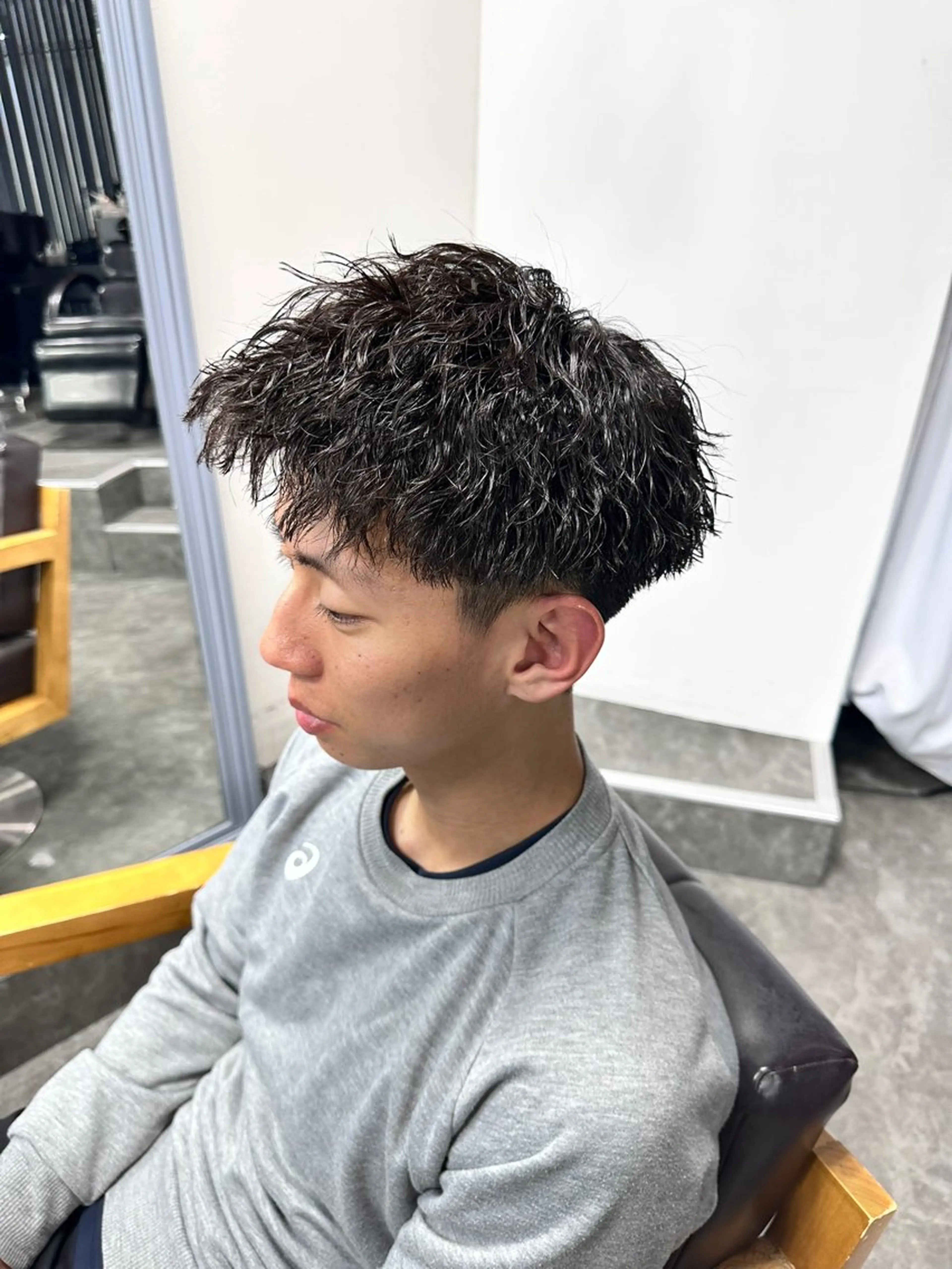 パーマ メンズ カット パーマ ニュアンス/シャドウ /韓国系/梅田茶屋町のヘアスタイル