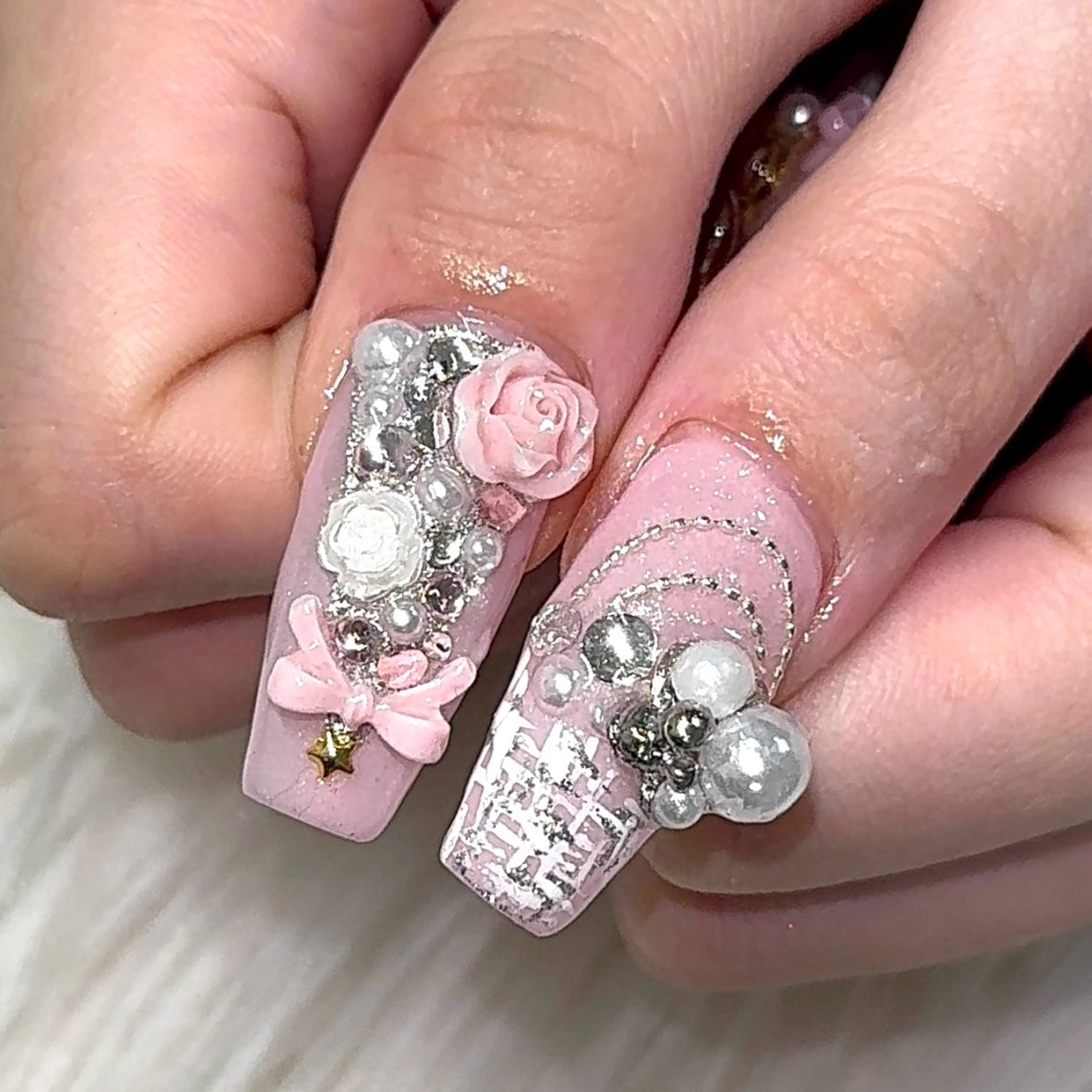 ネイル ハンドネイル 黒川 実祐のネイルデザイン