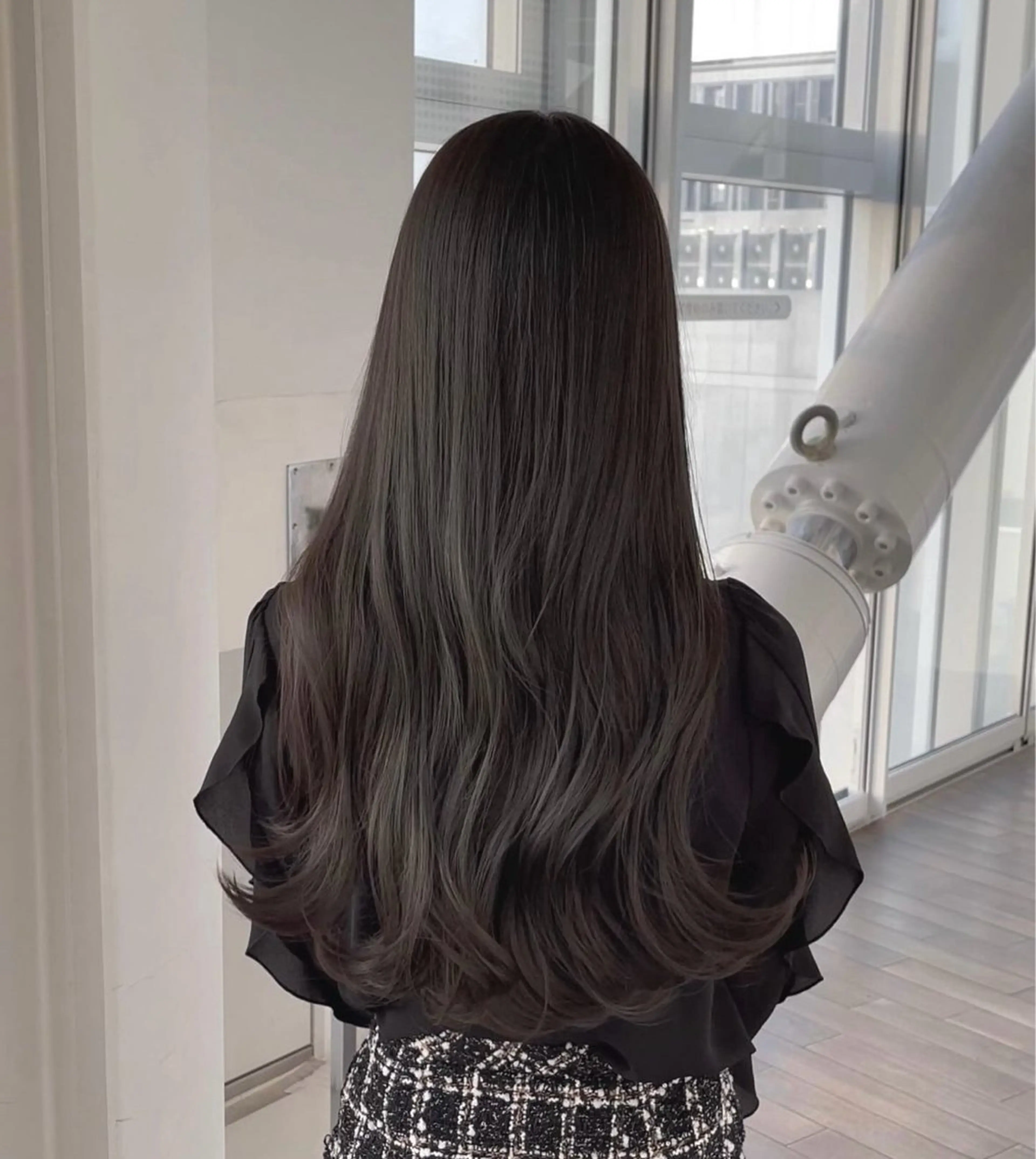 ロング ✂️ブリーチ／メンズ /レイヤー/ツチワタのヘアスタイル