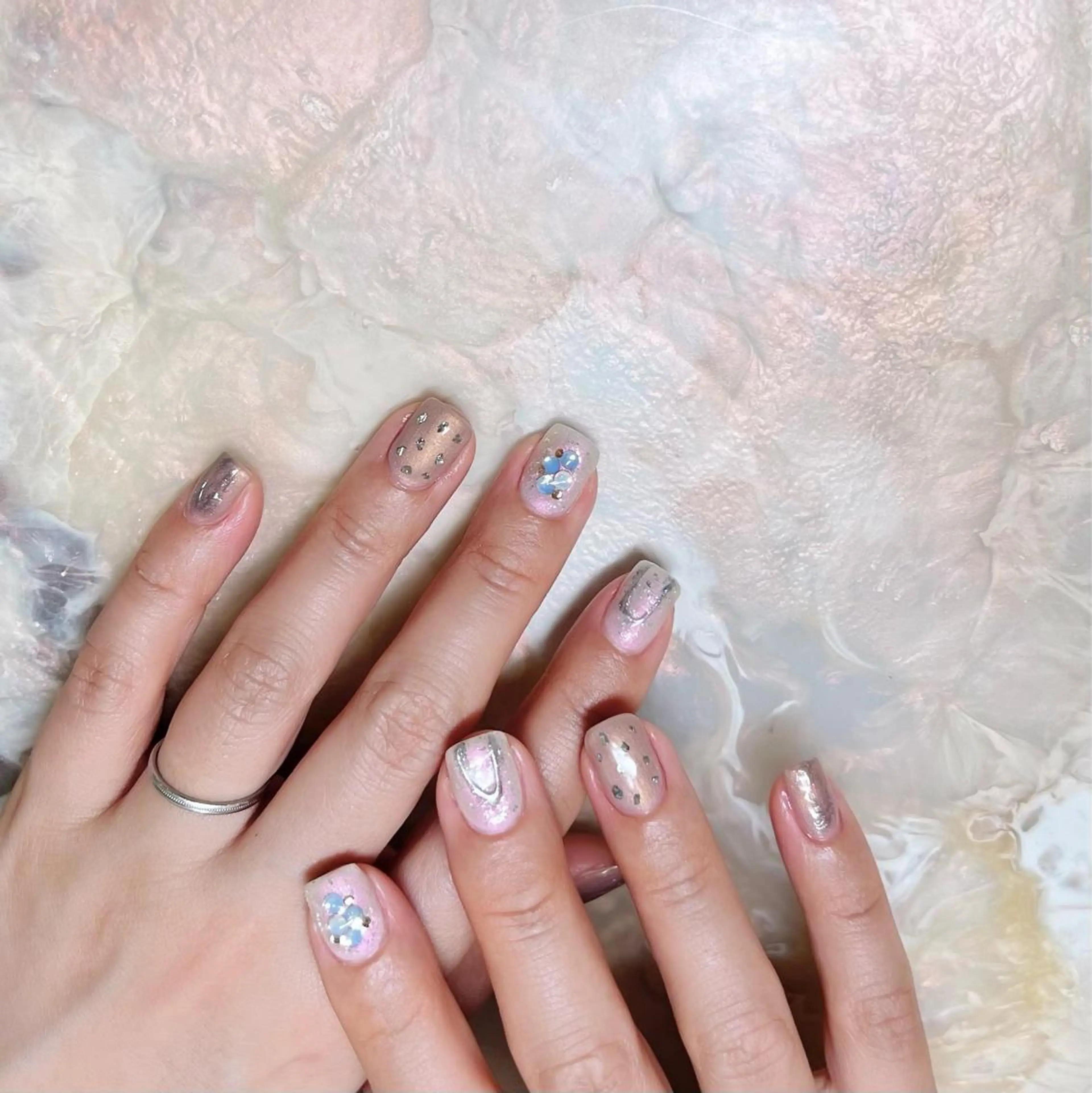 ネイル マグネットネイル ニュアンスネイル ショートネイル gemickle nailのネイルデザイン