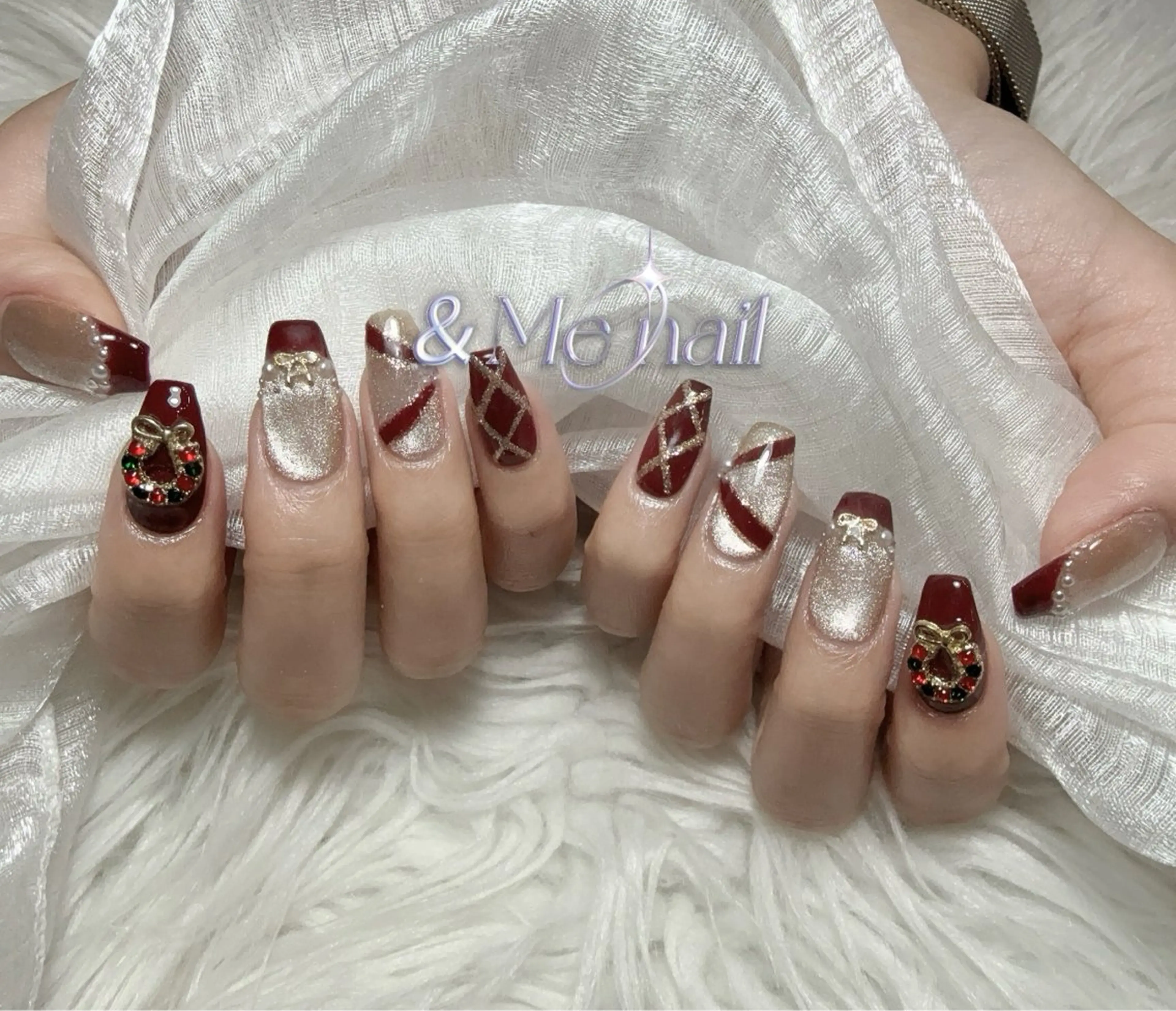 ネイル ハンドネイル &ME タカのネイルデザイン