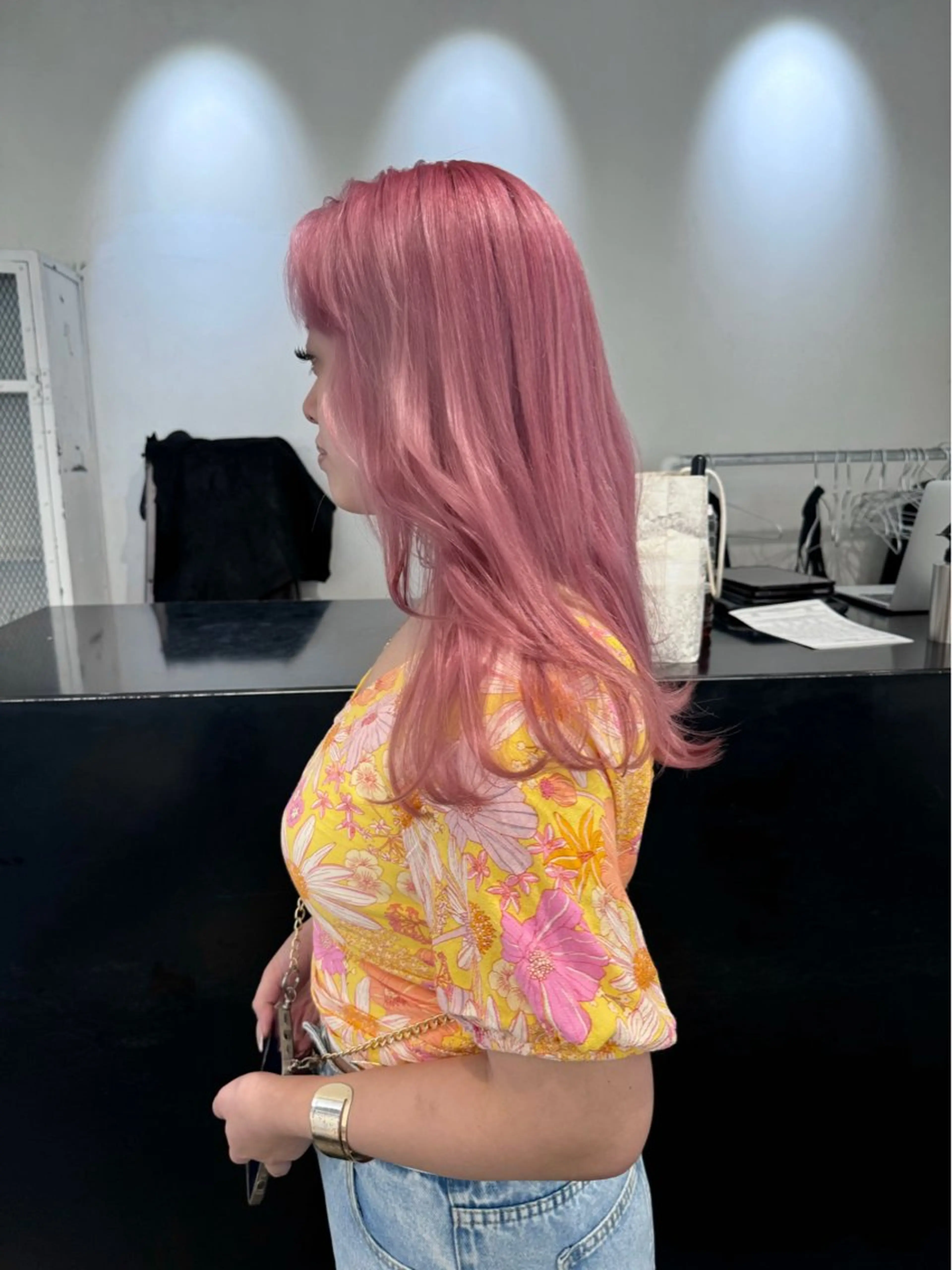 ロング カラー ヘアアレンジ ブリーチ ピンクカラー ホワイトピンク カット ヘアカラー トリートメント 艶ハイトーン/ヘア アレンジAYAKAのヘアスタイル