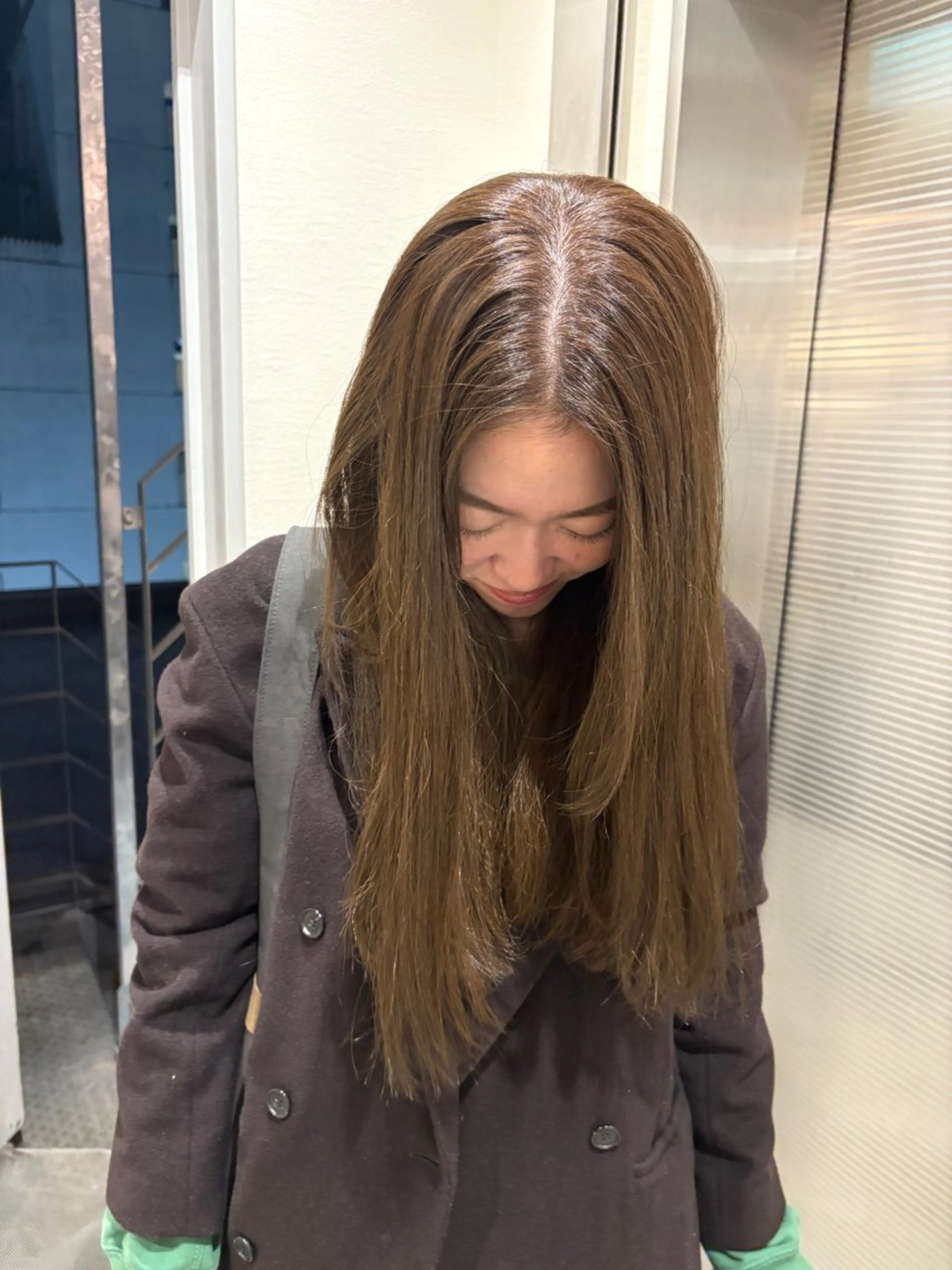 ロング カラー ベージュカラー ブリーチ ブラウンカラー 透明感カラー ダブルカラー 似合わせカットカラー りおなのヘアスタイル