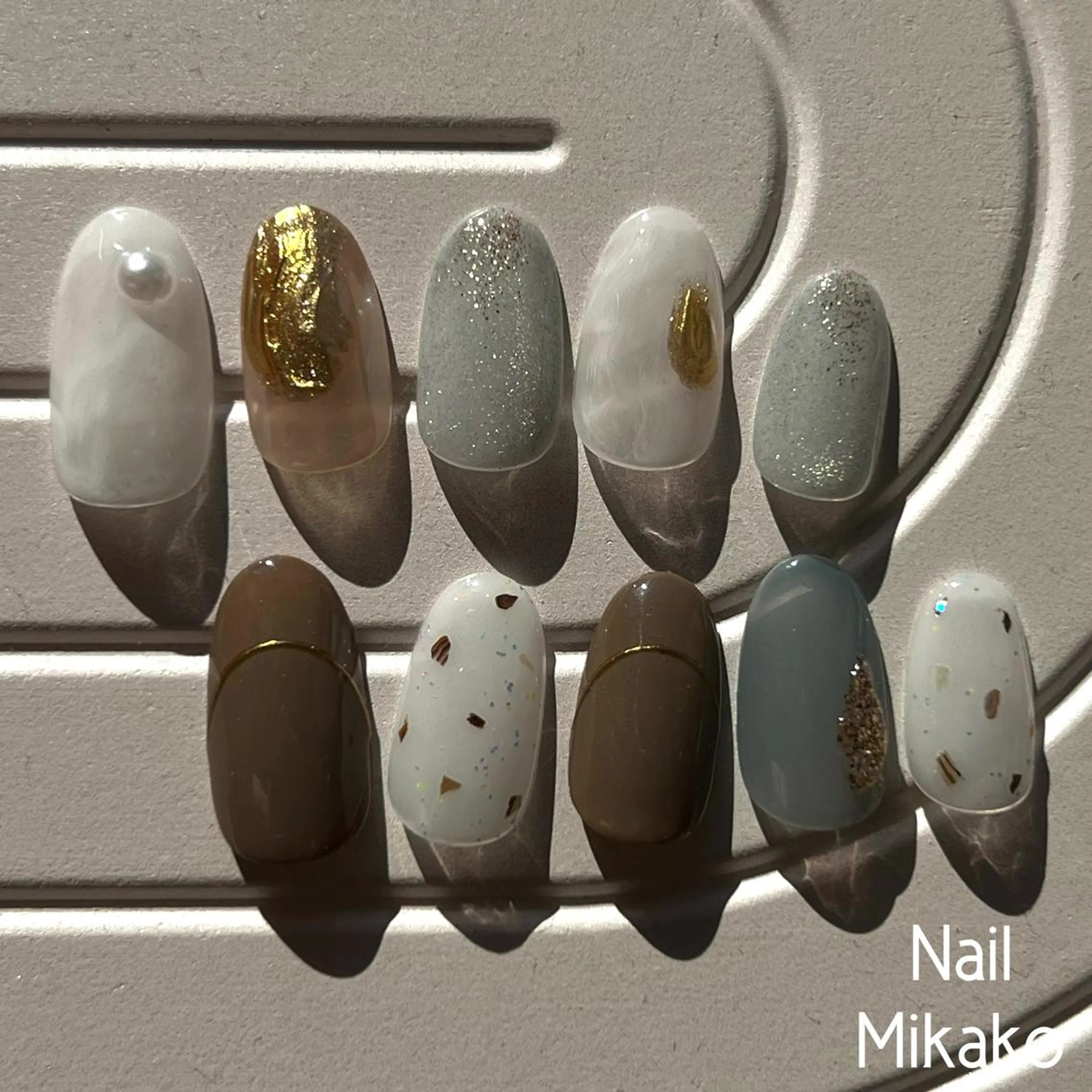ネイル ブルー ブラウン フレンチネイル マグネットネイル ミラーネイル Nail Mikakoのネイルデザイン
