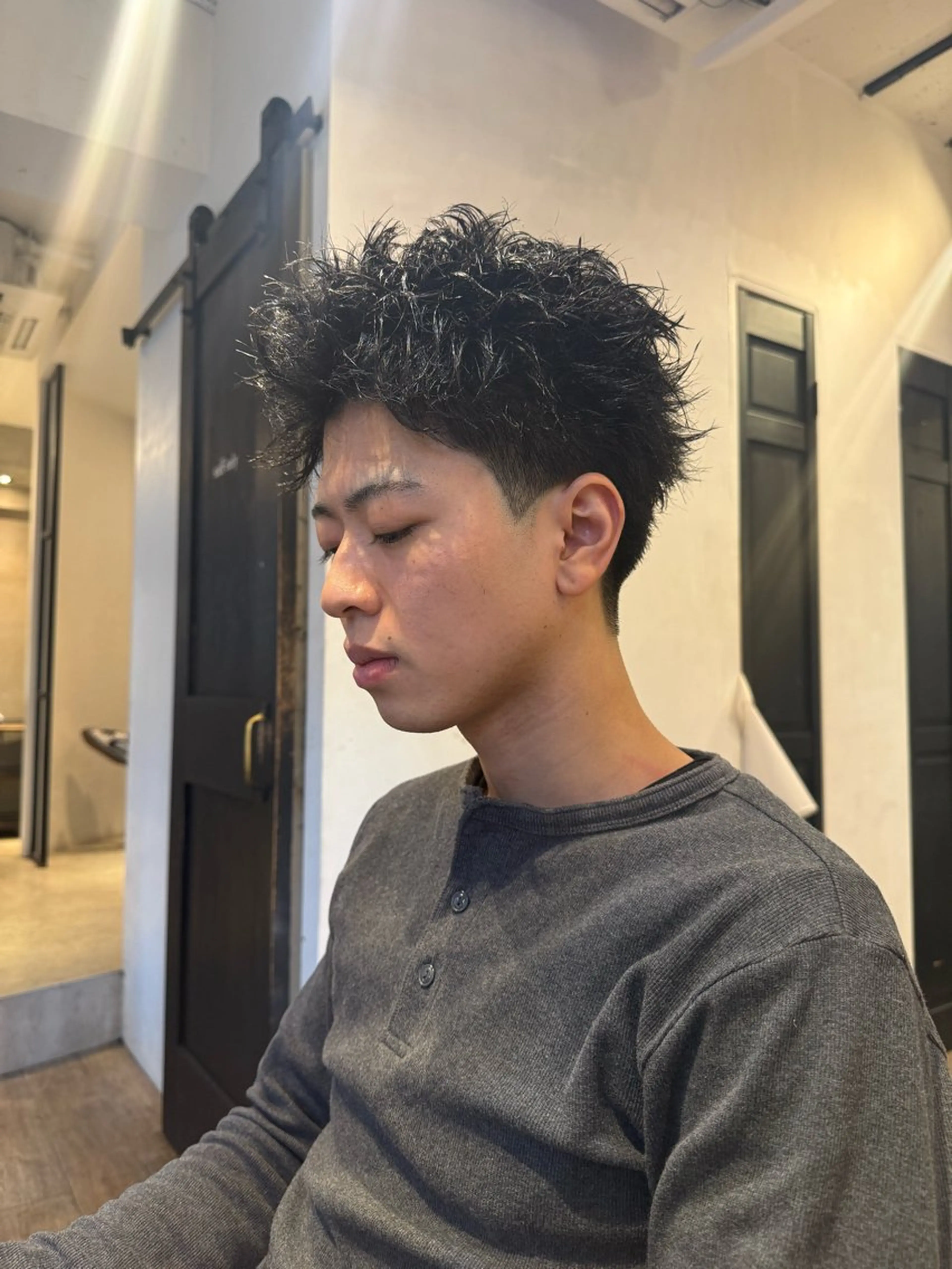ショート パーマ メンズ メンズパーマ スパイキーショート ショートヘア カット パーマ メンズショート/ピン パーマ/新宿/フウガのヘアスタイル