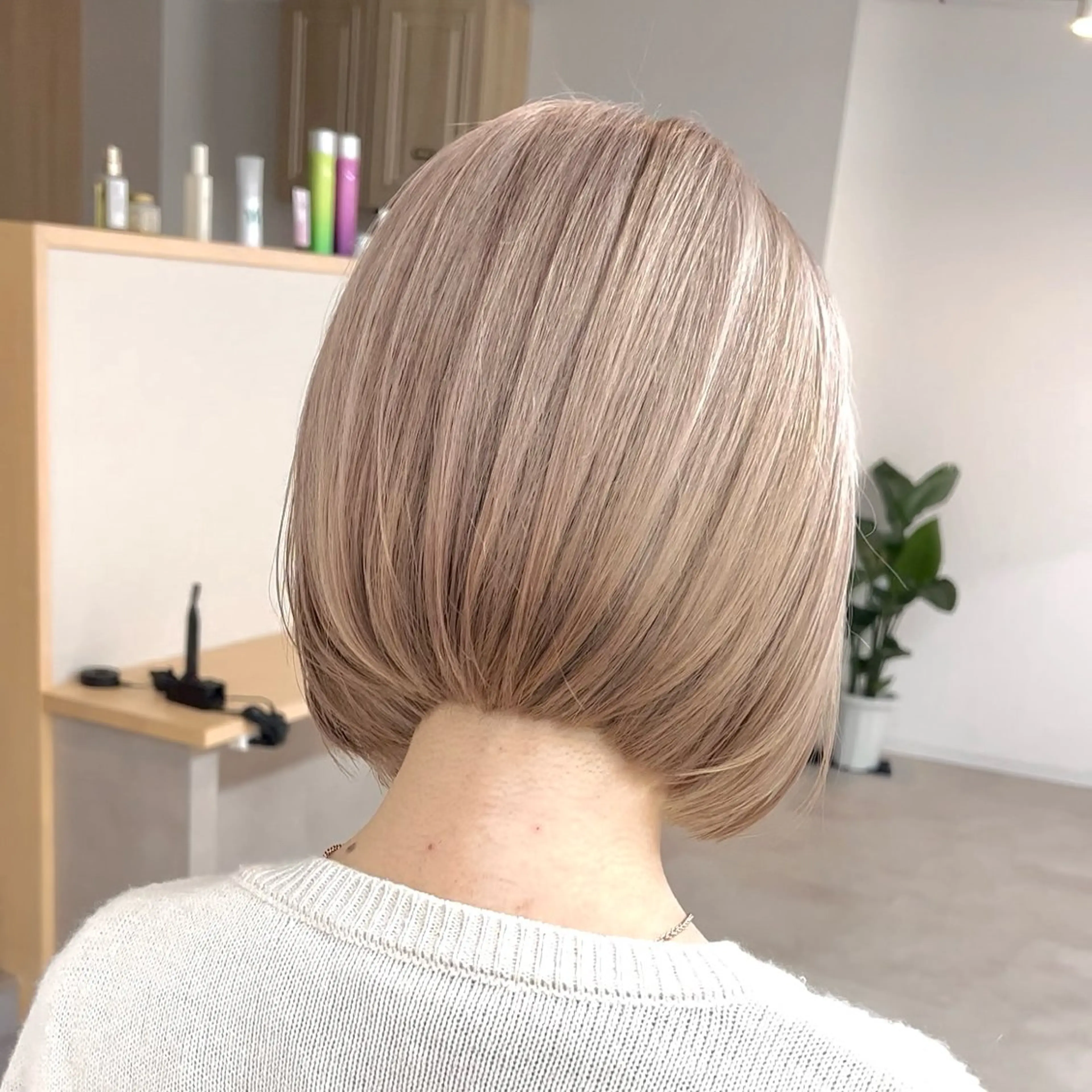 【2回ブリーチ】ケアブリーチ+カット+ブリーチ専用トリートメント(ロングの方もOK🙆‍♀️)の写真