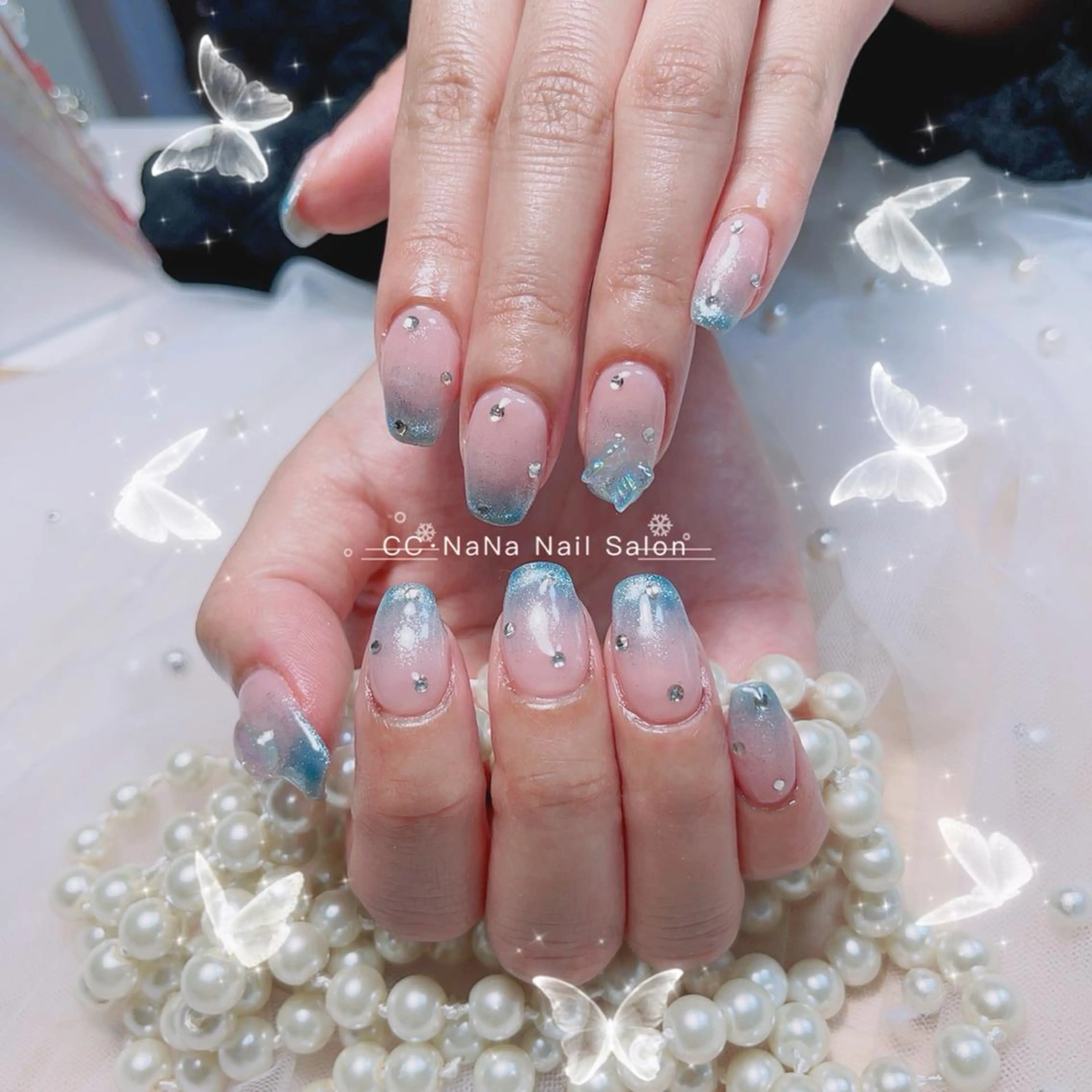 ネイル チークネイル フラッシュネイル ジェルネイル ハート キラキラネイル 💎CC・NaNa 韓国風ネイル🌙Cのネイルデザイン