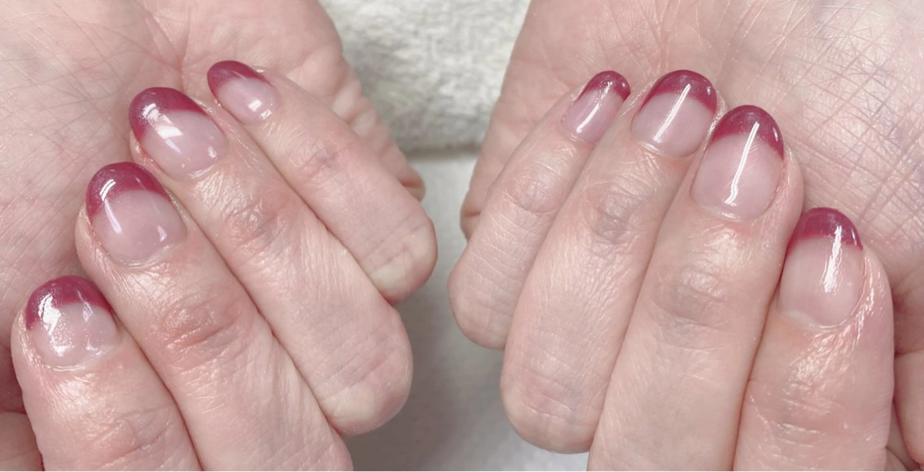 ネイル ハンドネイル ニュアンスネイル🌈 MYU Nailsのネイルデザイン