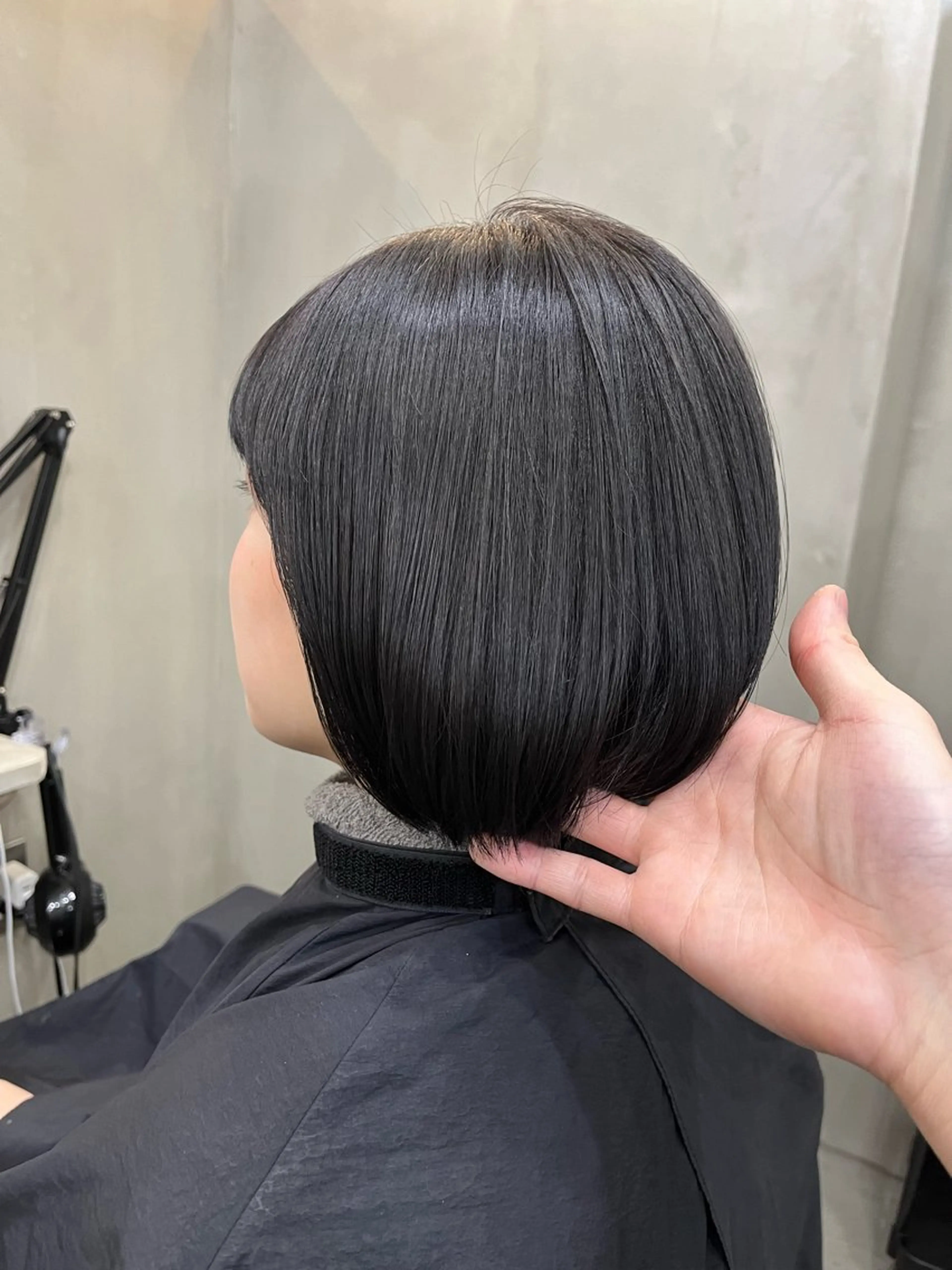 ショート カラー 黒髪 ブリーチ ヘアカラー 中園康 /カラー/ブリーチのヘアスタイル
