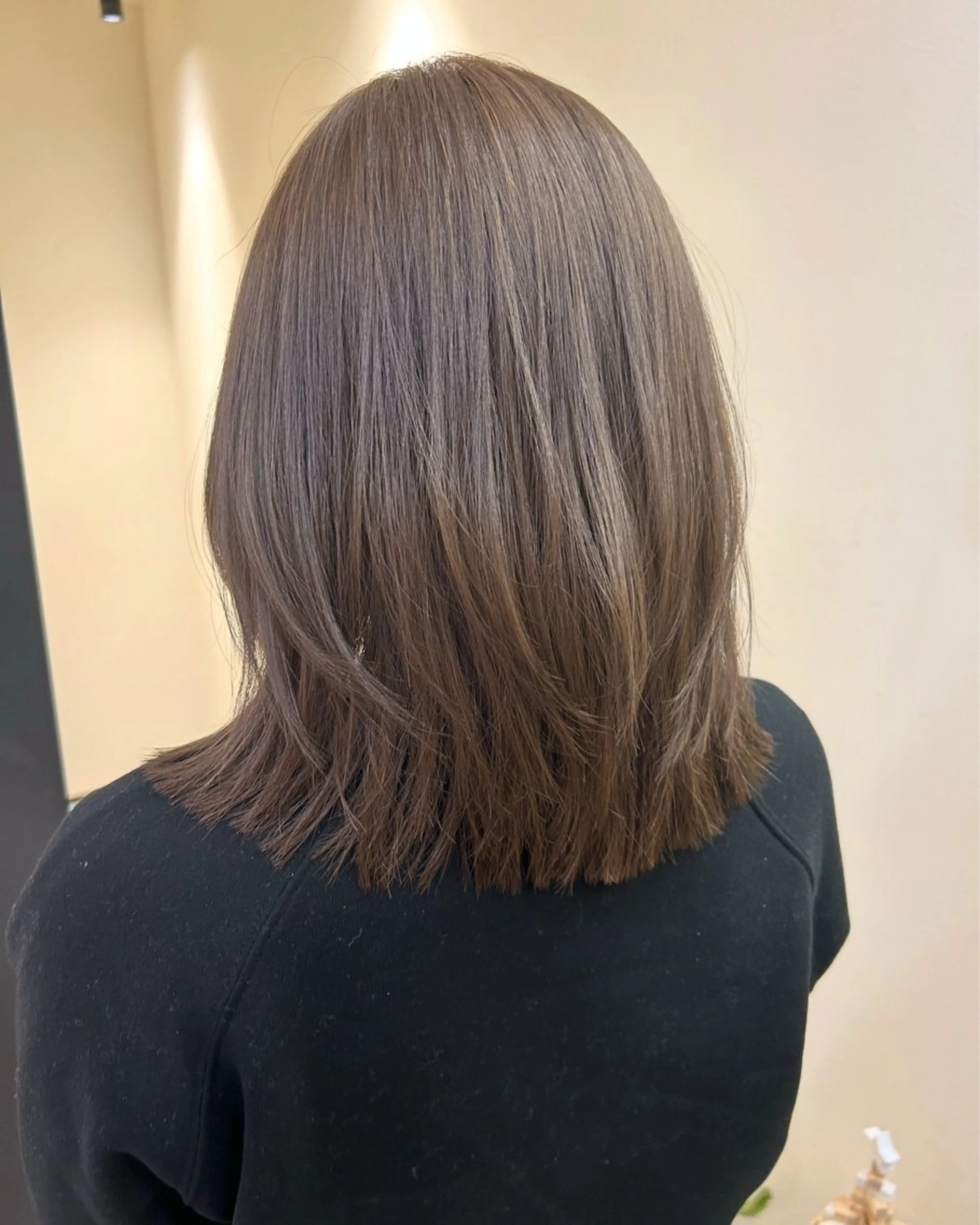 ミディアム カラー ブリーチ グレージュ カット ヘアカラー トリートメント hub hair レイヤー/透明感のヘアスタイル