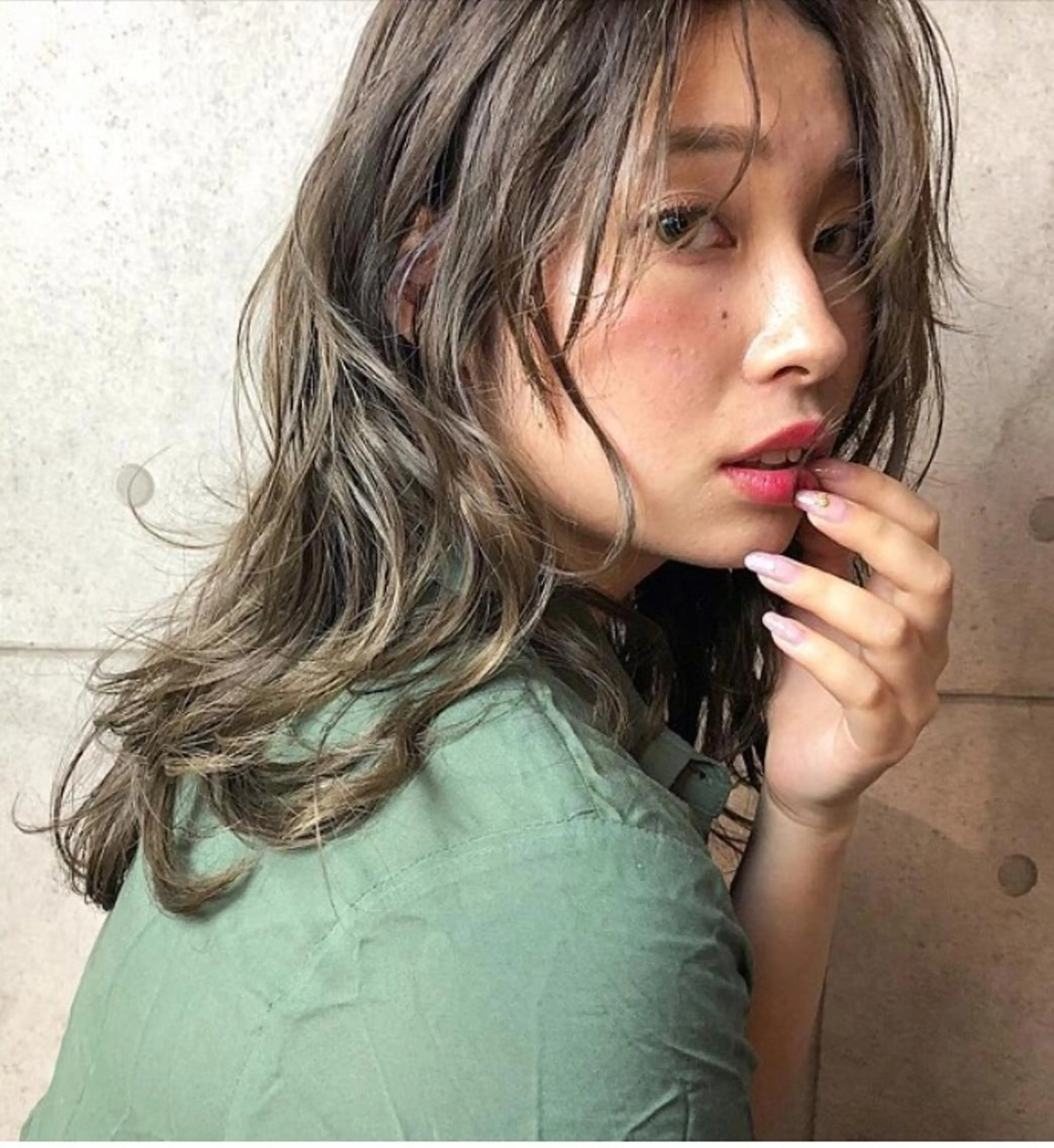 セミロング カラー パーマ ヘアカラー アートディレクター のぐちのヘアスタイル