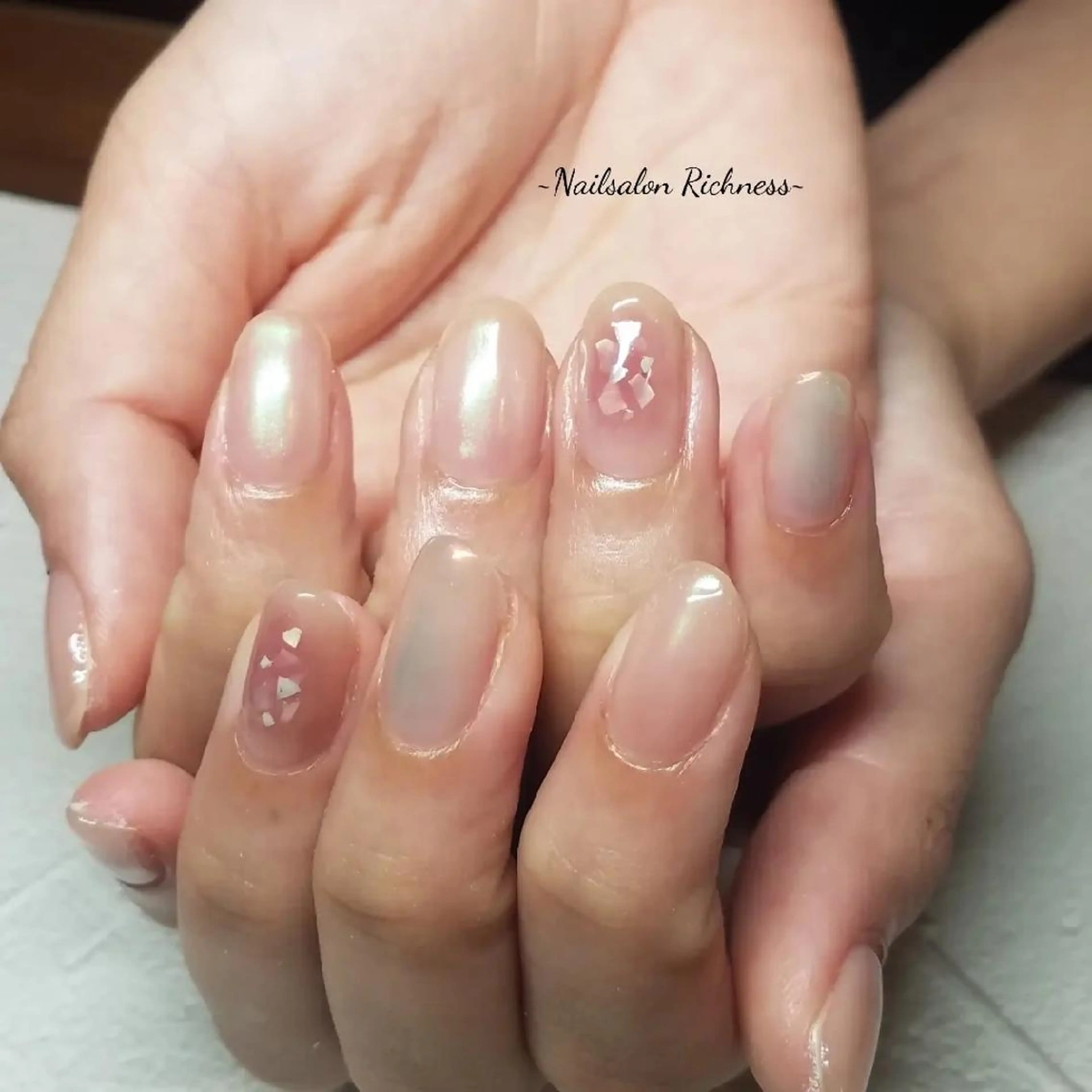 ネイル アートネイル ミラーネイル ワンカラーネイル I. Yukariのネイルデザイン