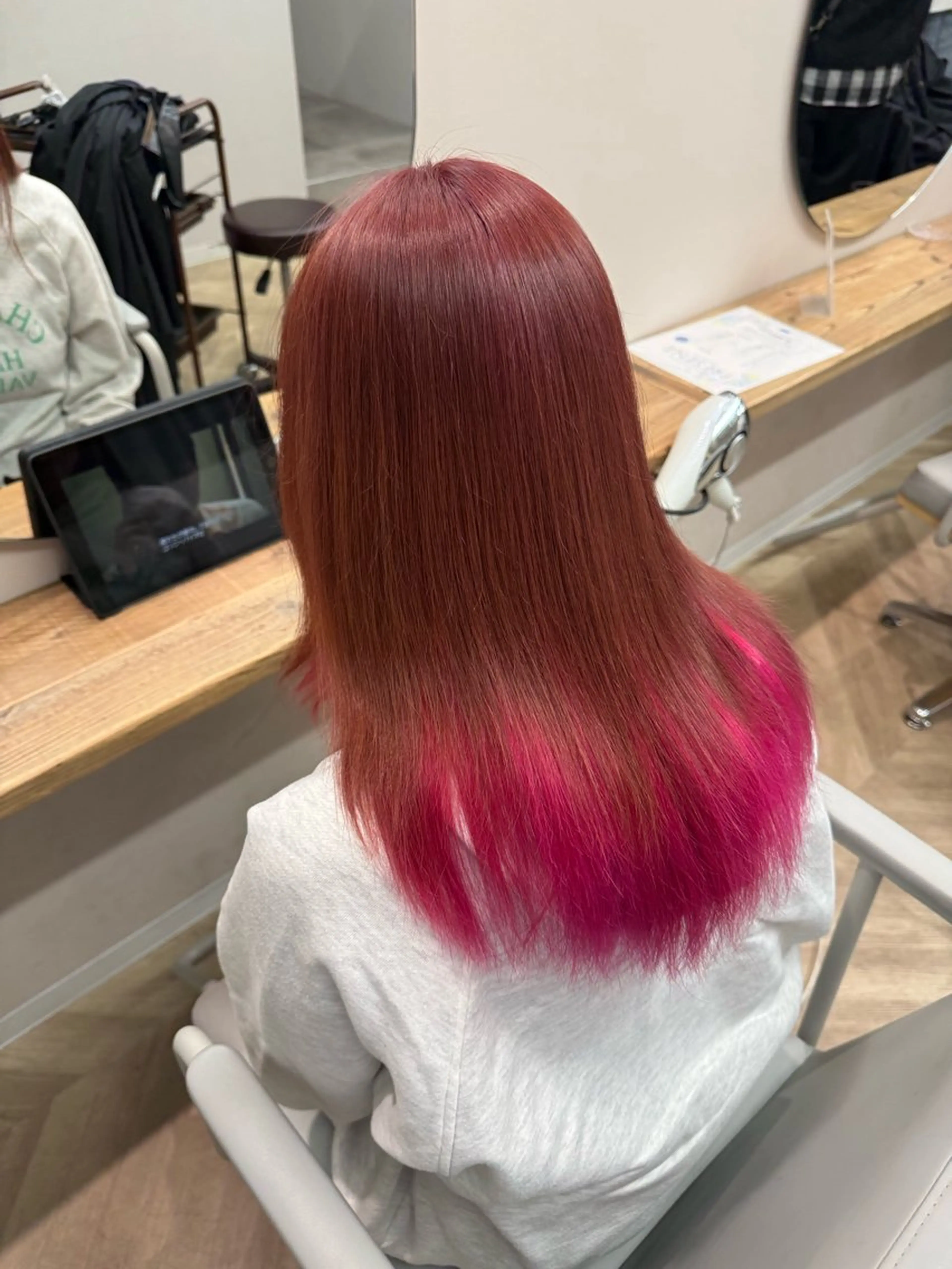 セミロング ブリーチ/髪質改善/ 岡山駅/のりまきのヘアスタイル