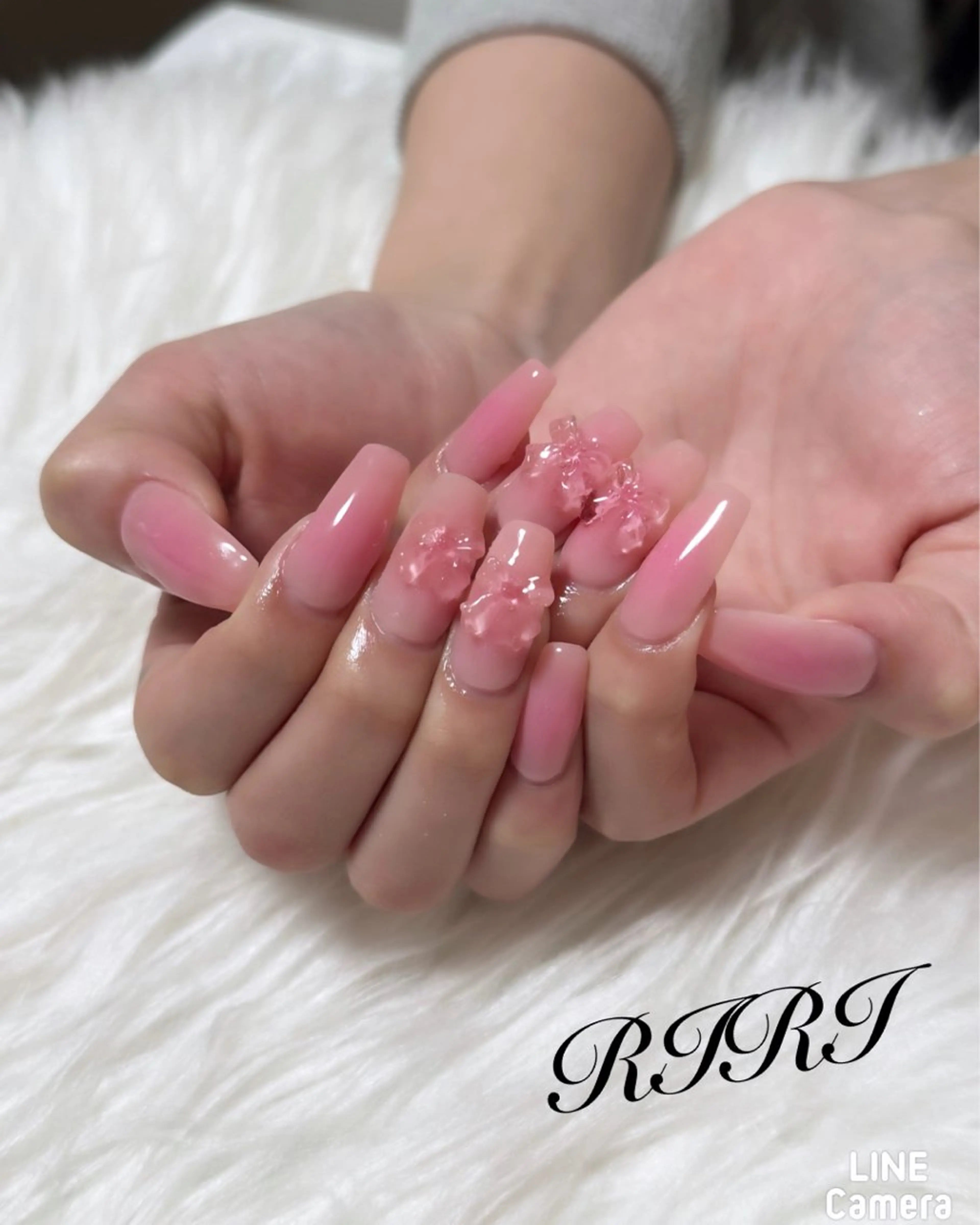 ネイル チークネイル ジェルネイル 韓国ネイル ロングネイル リボン ハンドネイル riri オーナーのネイルデザイン