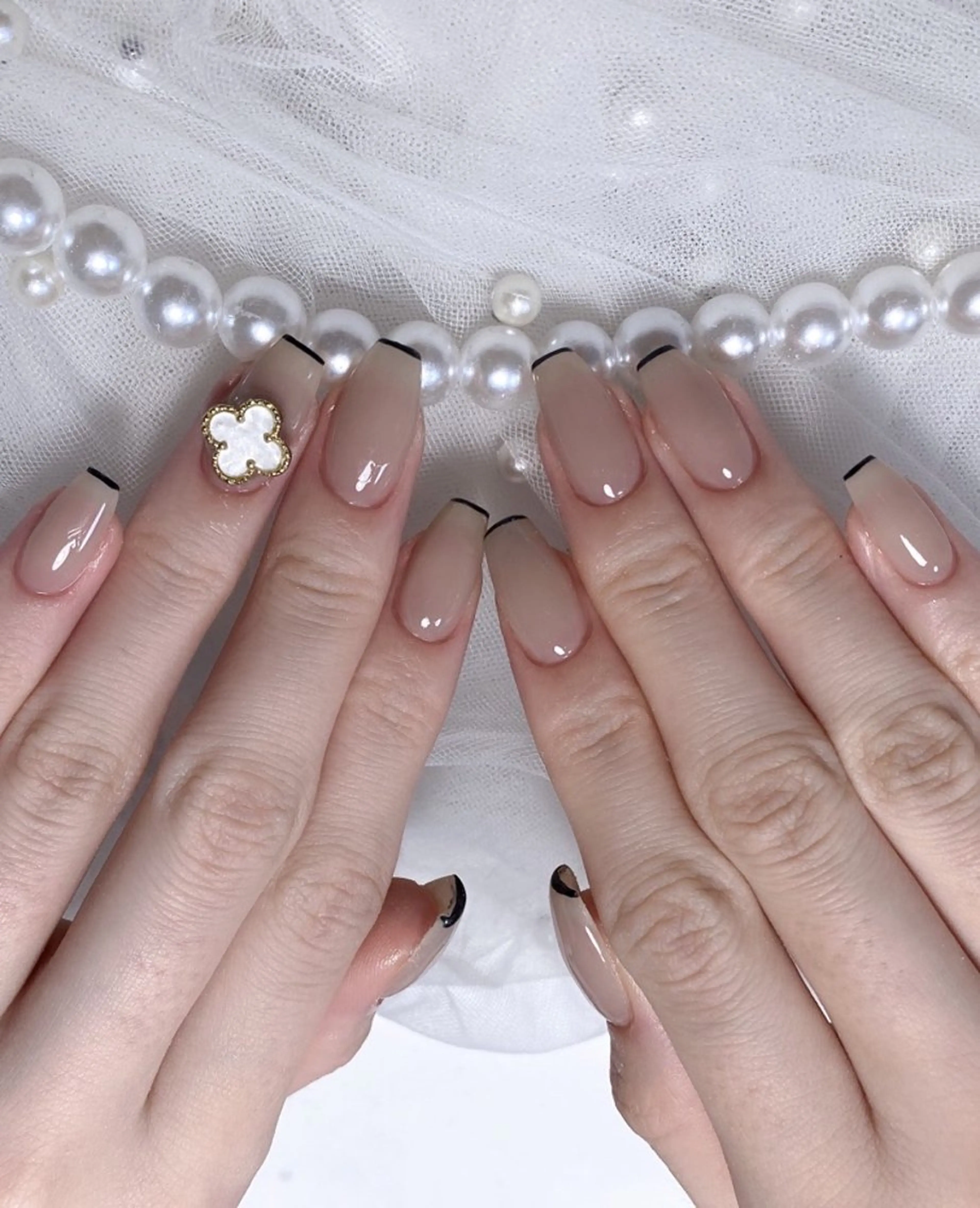 ネイル LEDアイラッシュ ∩_∩アオイのマツエク・マツパデザイン