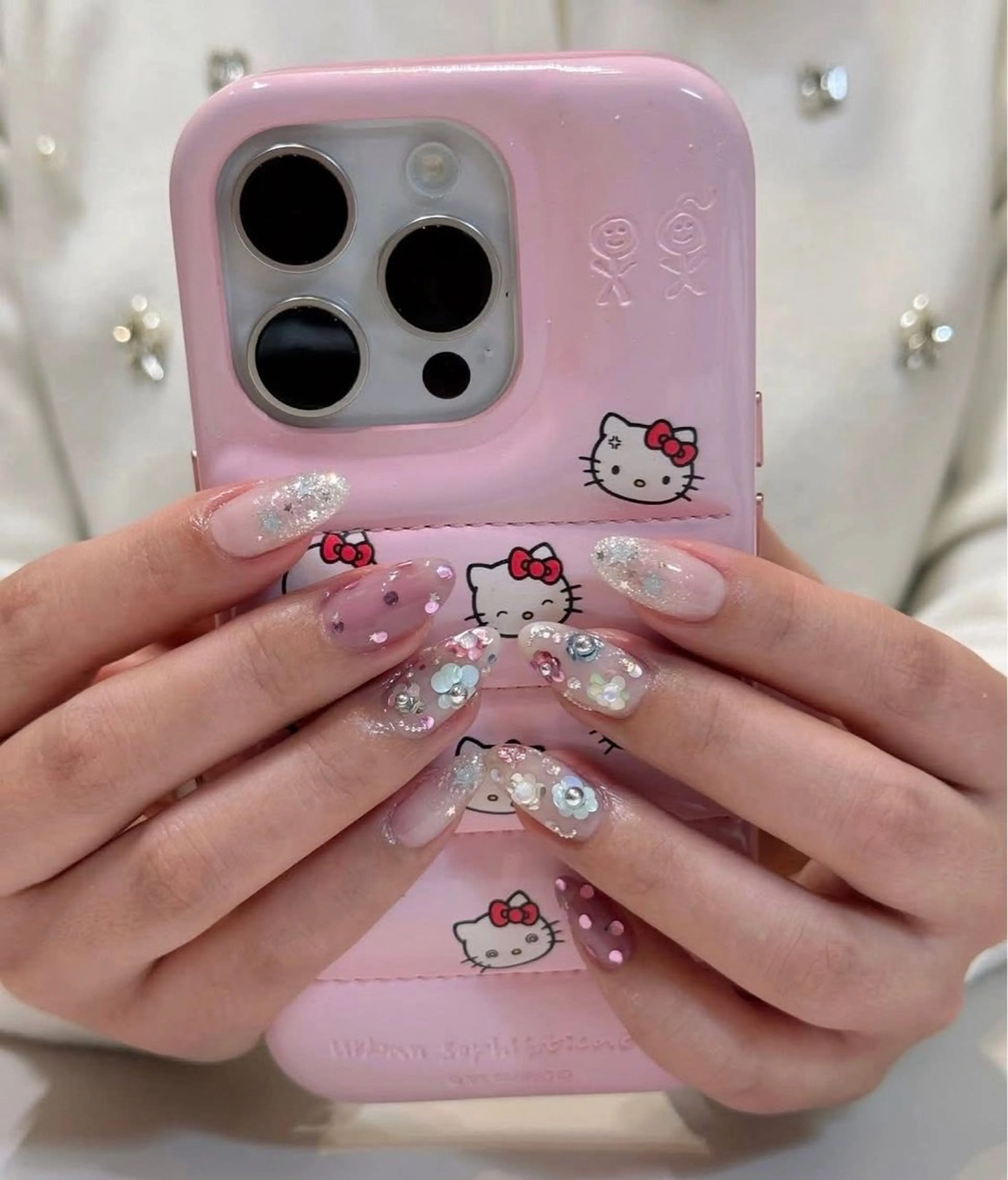 ネイル チークネイル フレンチネイル グラデーション 韓国ネイル マグネットネイル ハンドネイル JIN 168 新大久保のネイルデザイン