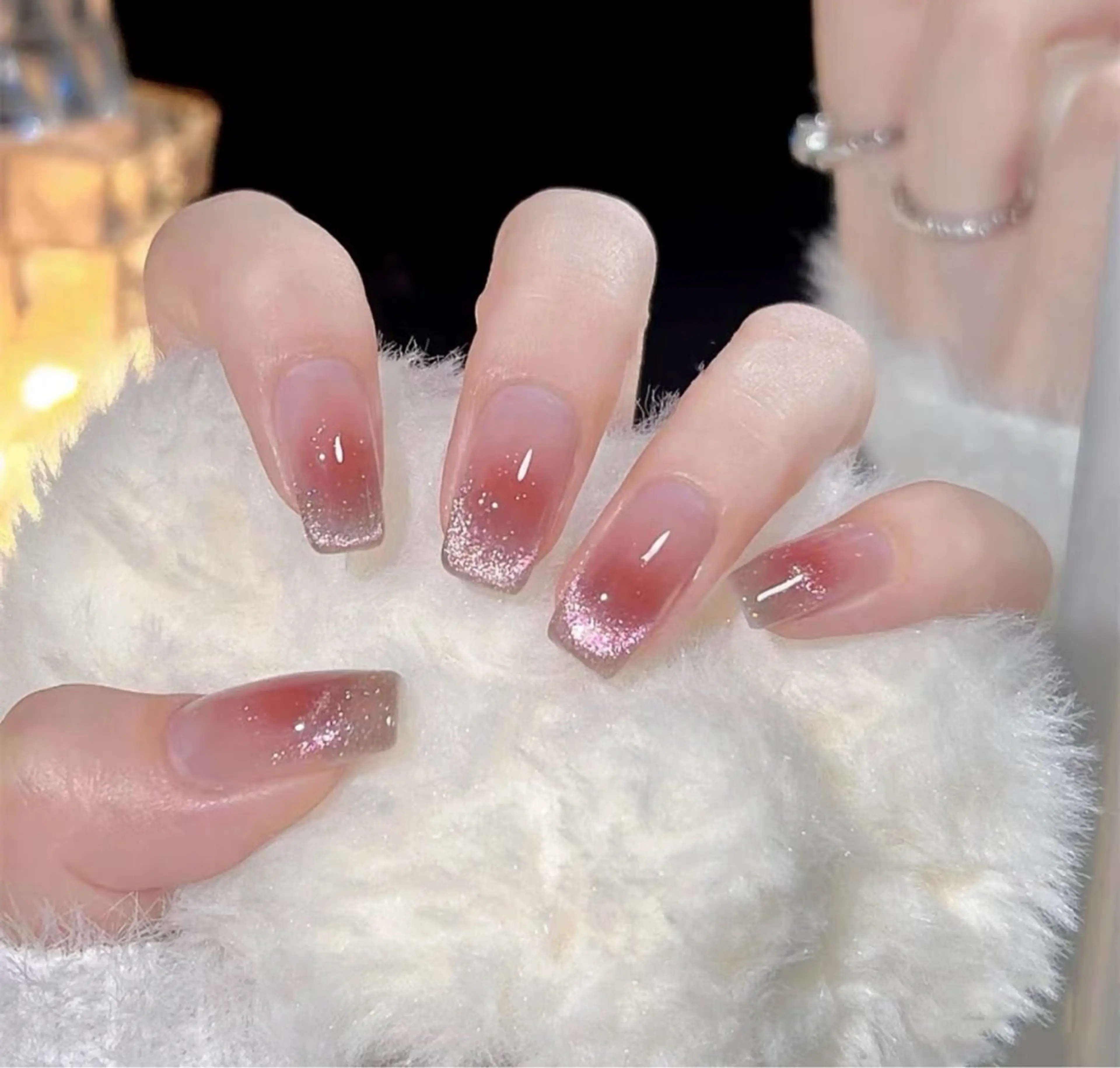 【HAND】✨大人気トレンド✨チーク✖️マグネットネイルの写真