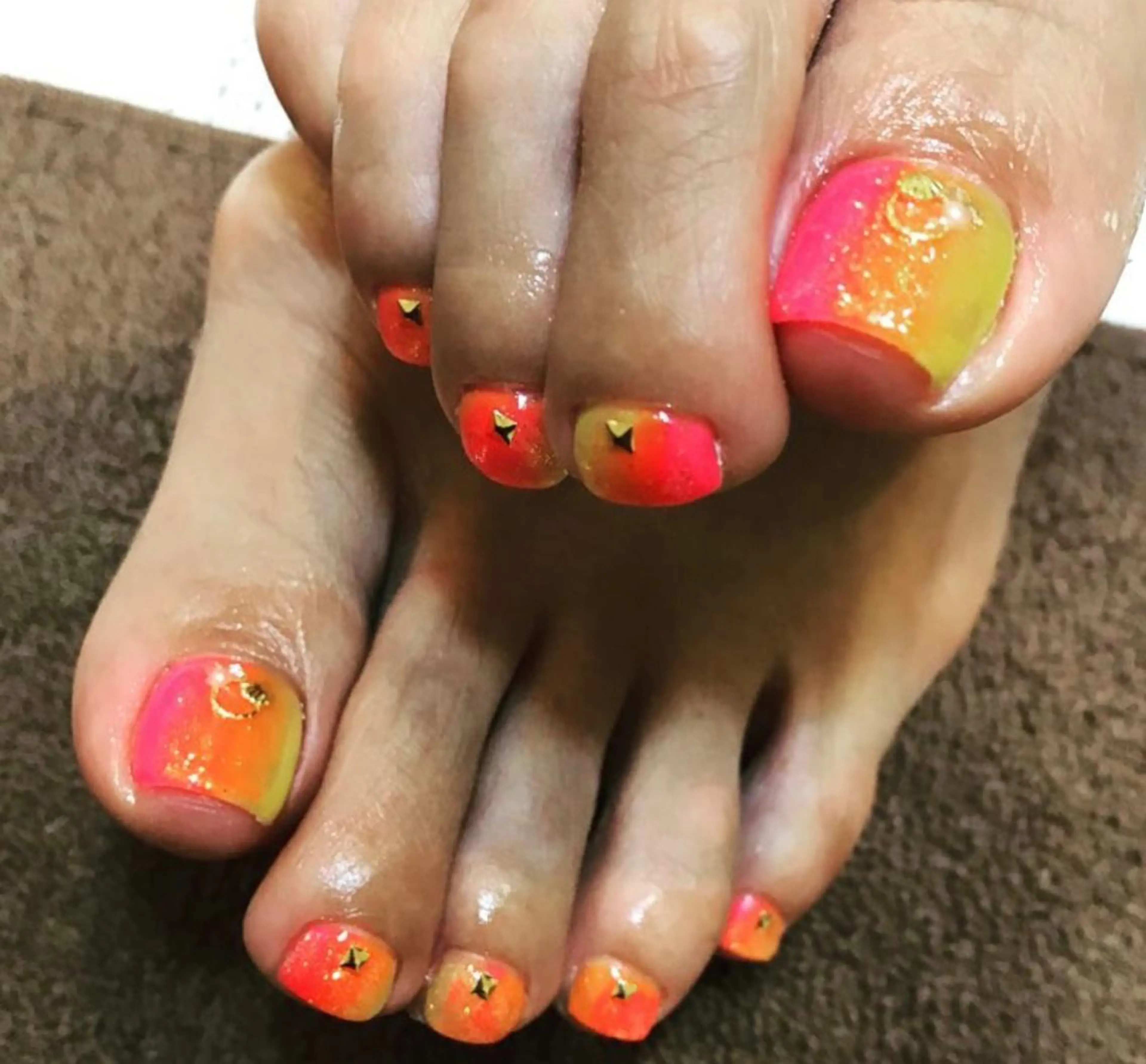 ネイル マルサンカクシカク所属・○△□ 守口市のネイルデザイン