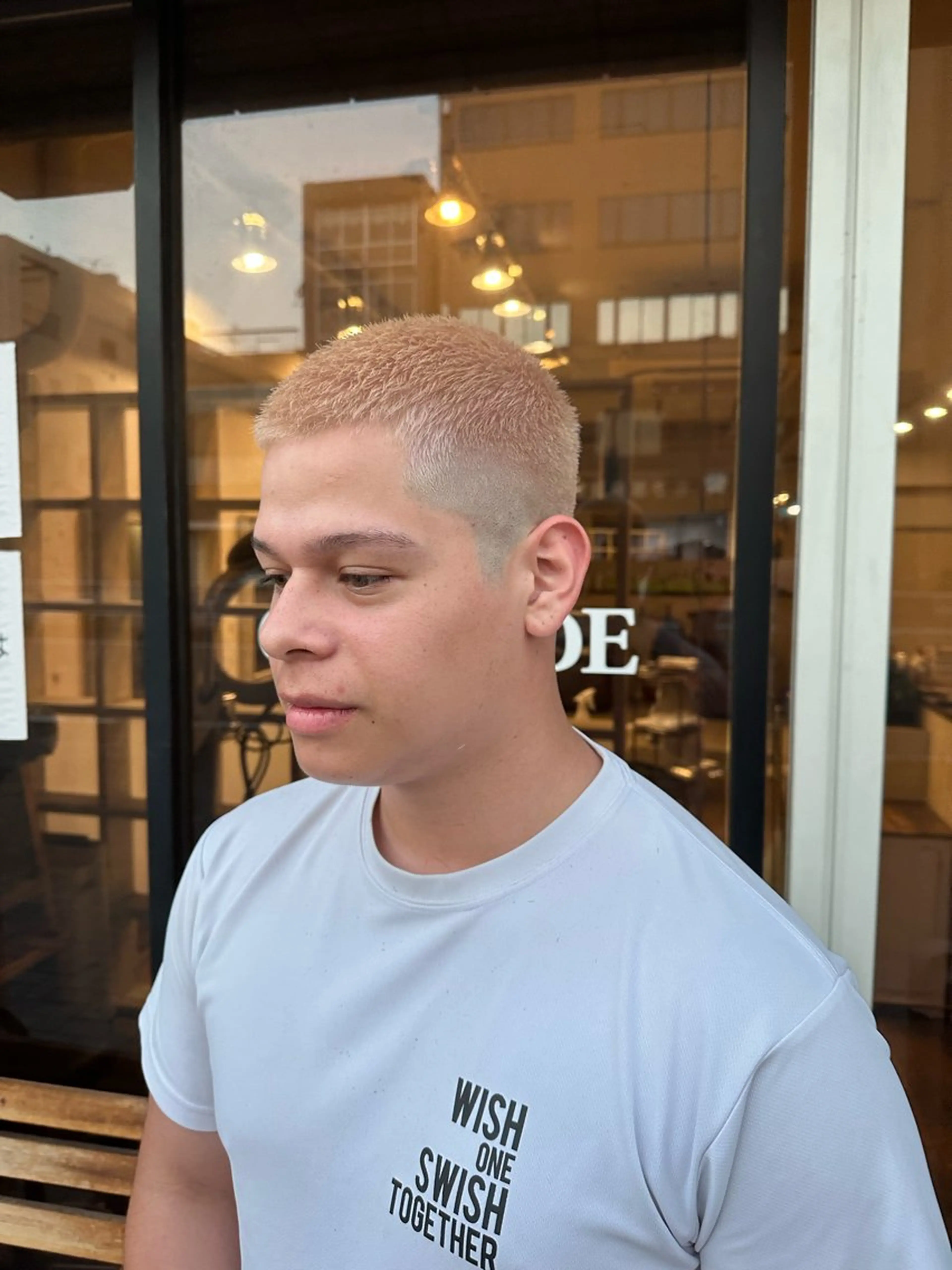 カラー メンズ メンズハイトーン ハイトーンカラー カット ヘアカラー ハヤシカズキ/カラー ✂/メンズパーマのヘアスタイル