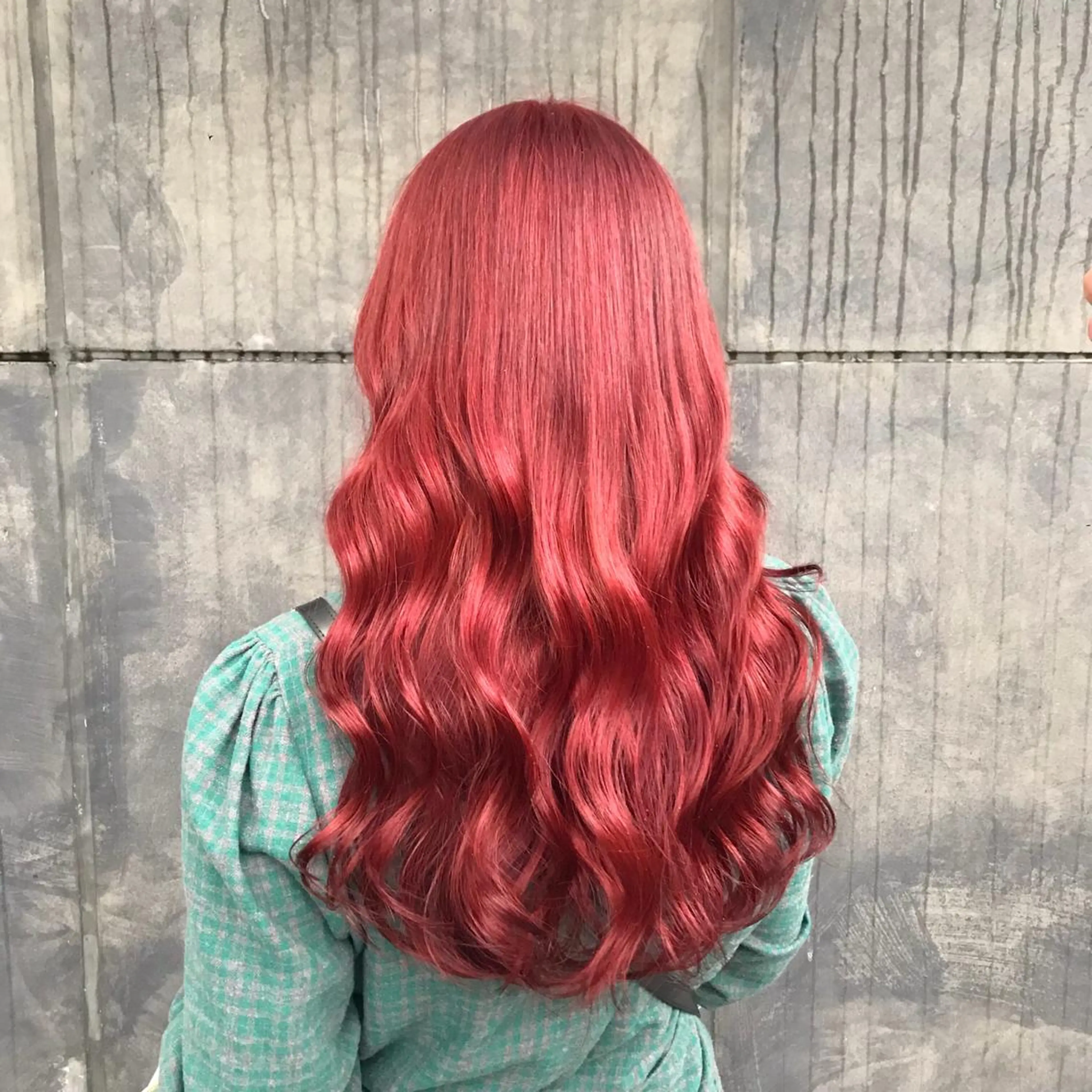 ロング カラー ブリーチ ピンクカラー レッドカラー ヨシンモリ ムルギョル巻き K-POP好き美容師 🇰🇷Kai.Yのヘアスタイル