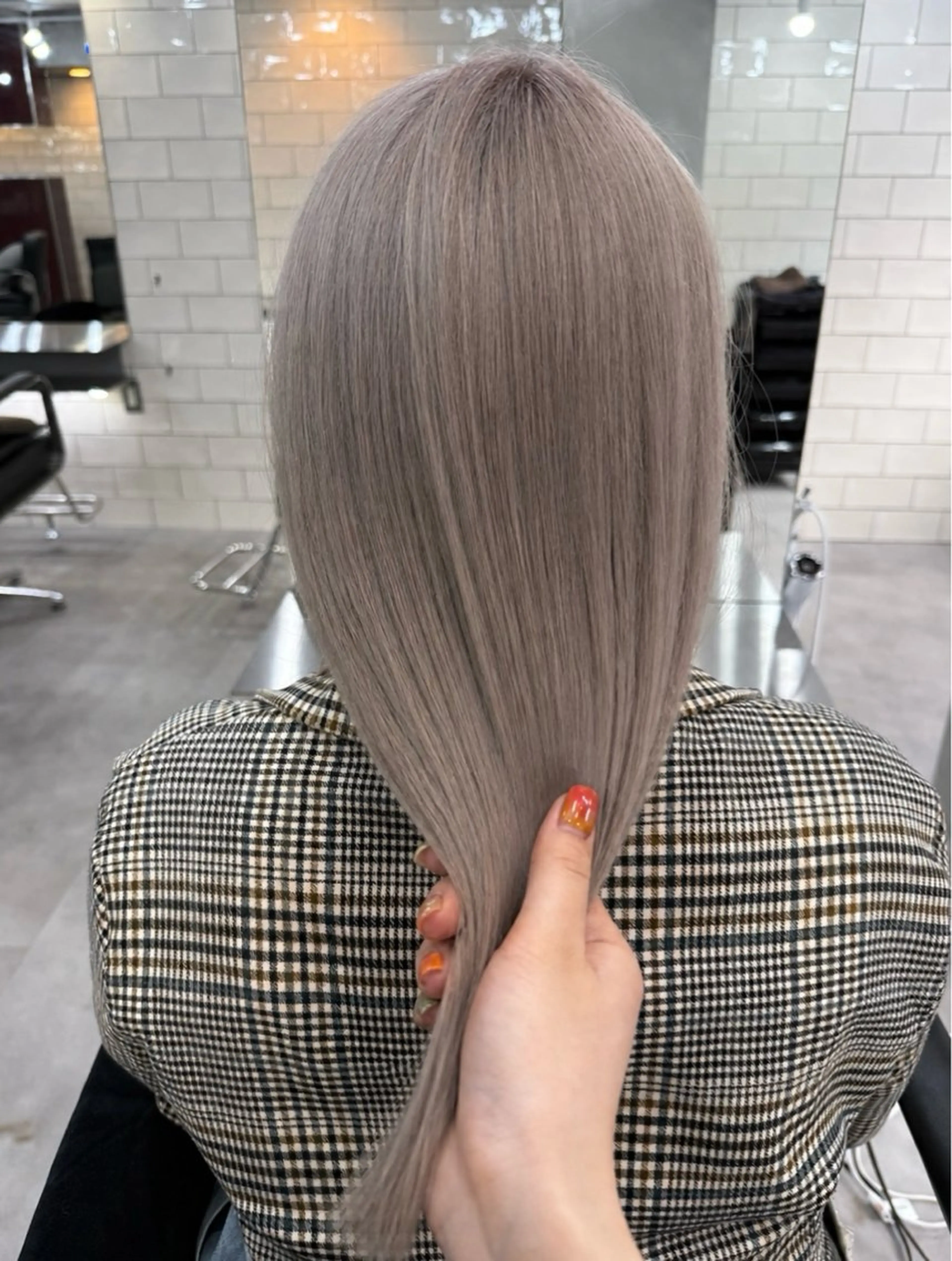 ミディアム ヘアカラー 海外レイヤー/ ブロンドKazuhaのヘアスタイル