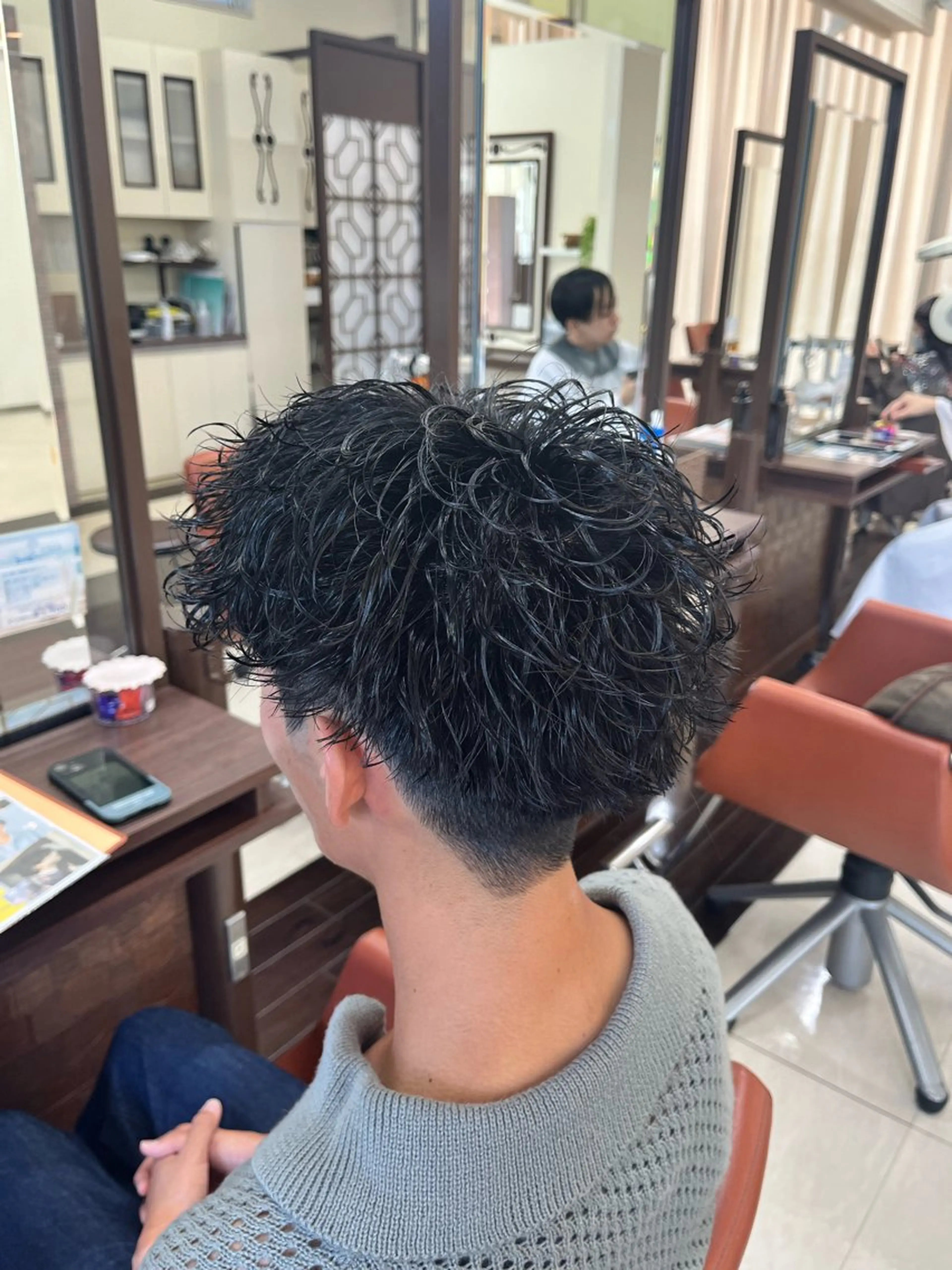 ショート パーマ メンズ センターパート メンズパーマ 🧊メンズ特化🧊 高木航希のヘアスタイル