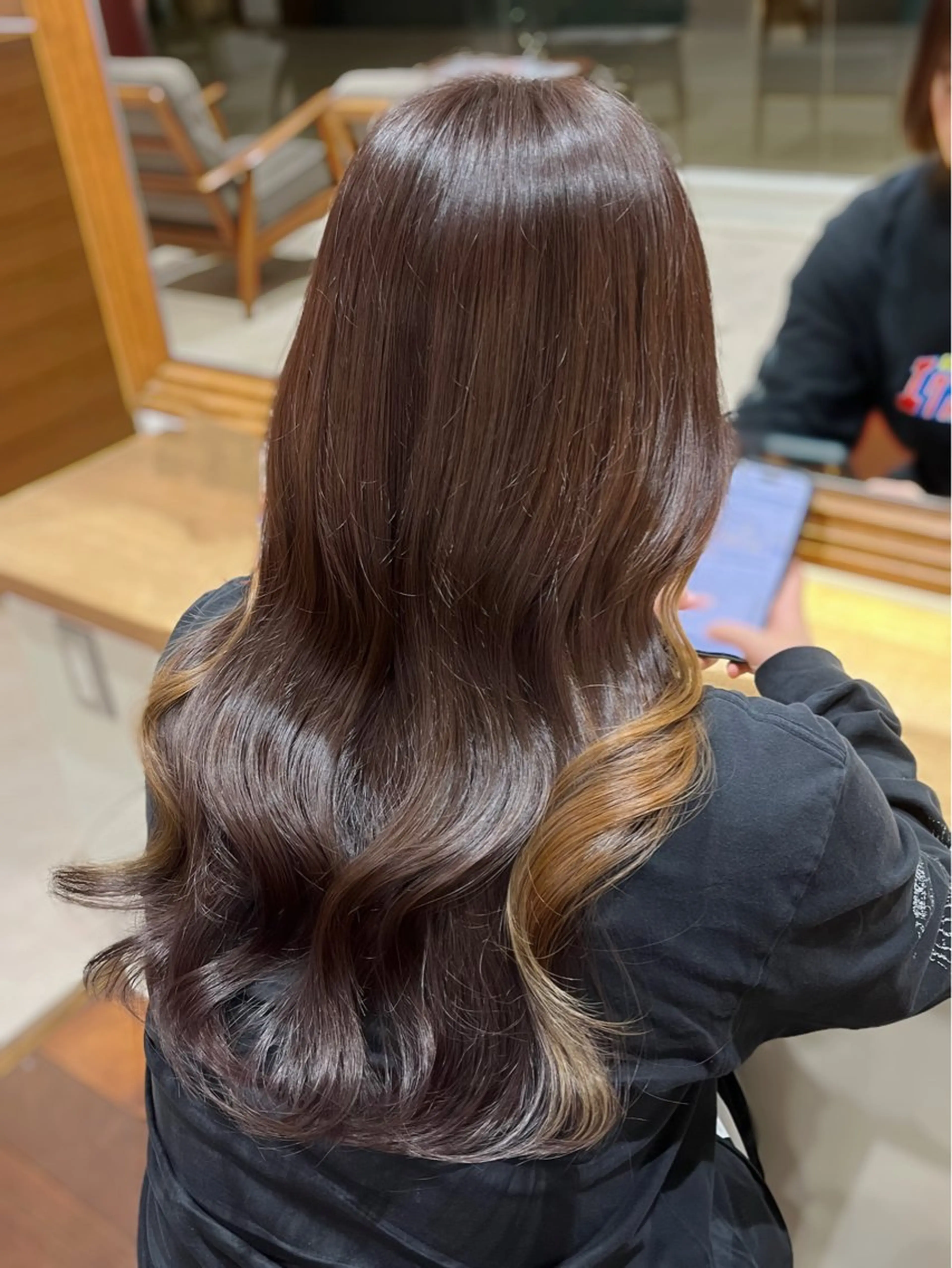ロング カラー ベージュカラー ブラウンカラー ラベンダーカラー ヘアカラー 🎀仙台/レイヤー /暖色/ありさ🎀のヘアスタイル