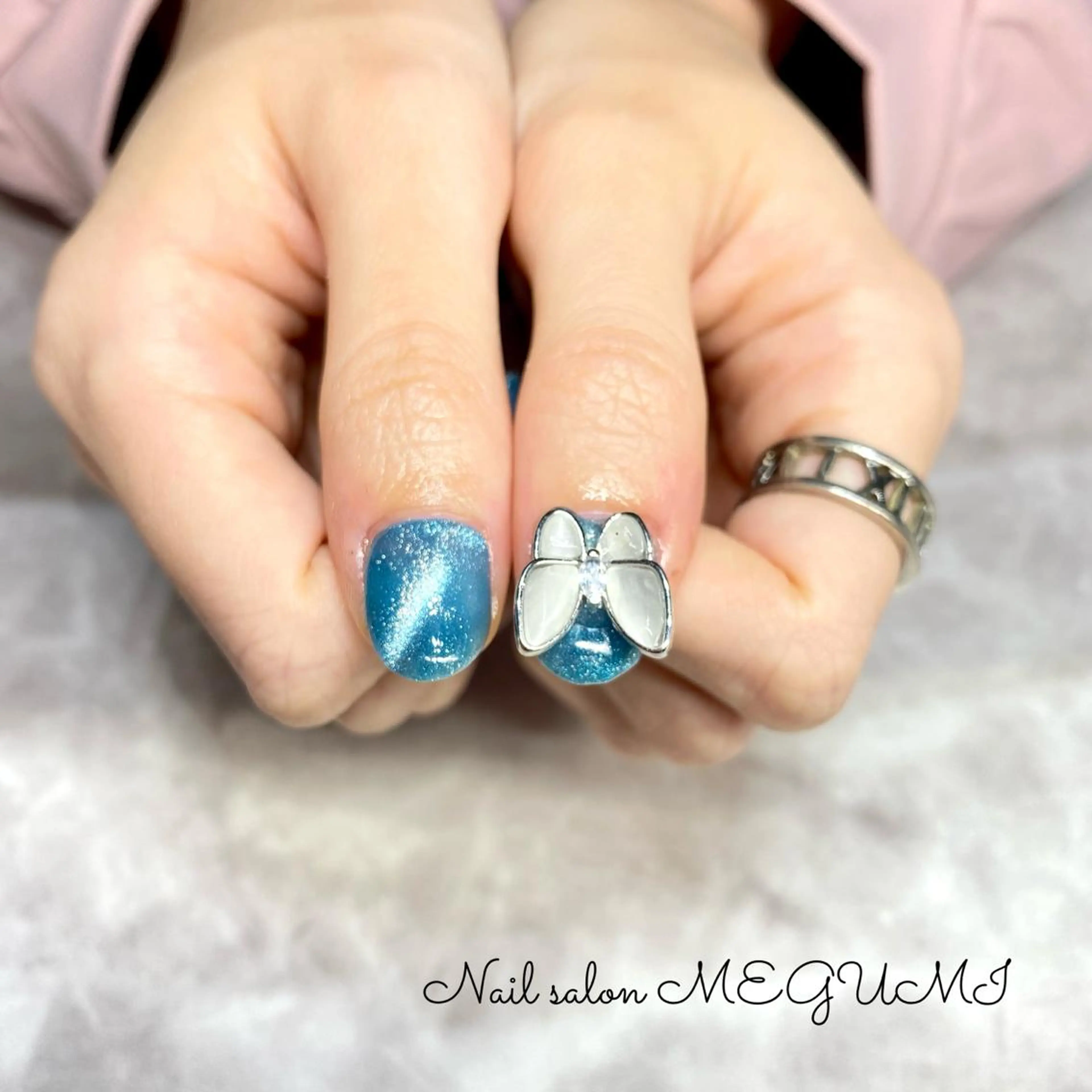 ネイル マグネットネイル マグネットワンカラー ワンカラーネイル Nail salon MEGUMIのネイルデザイン