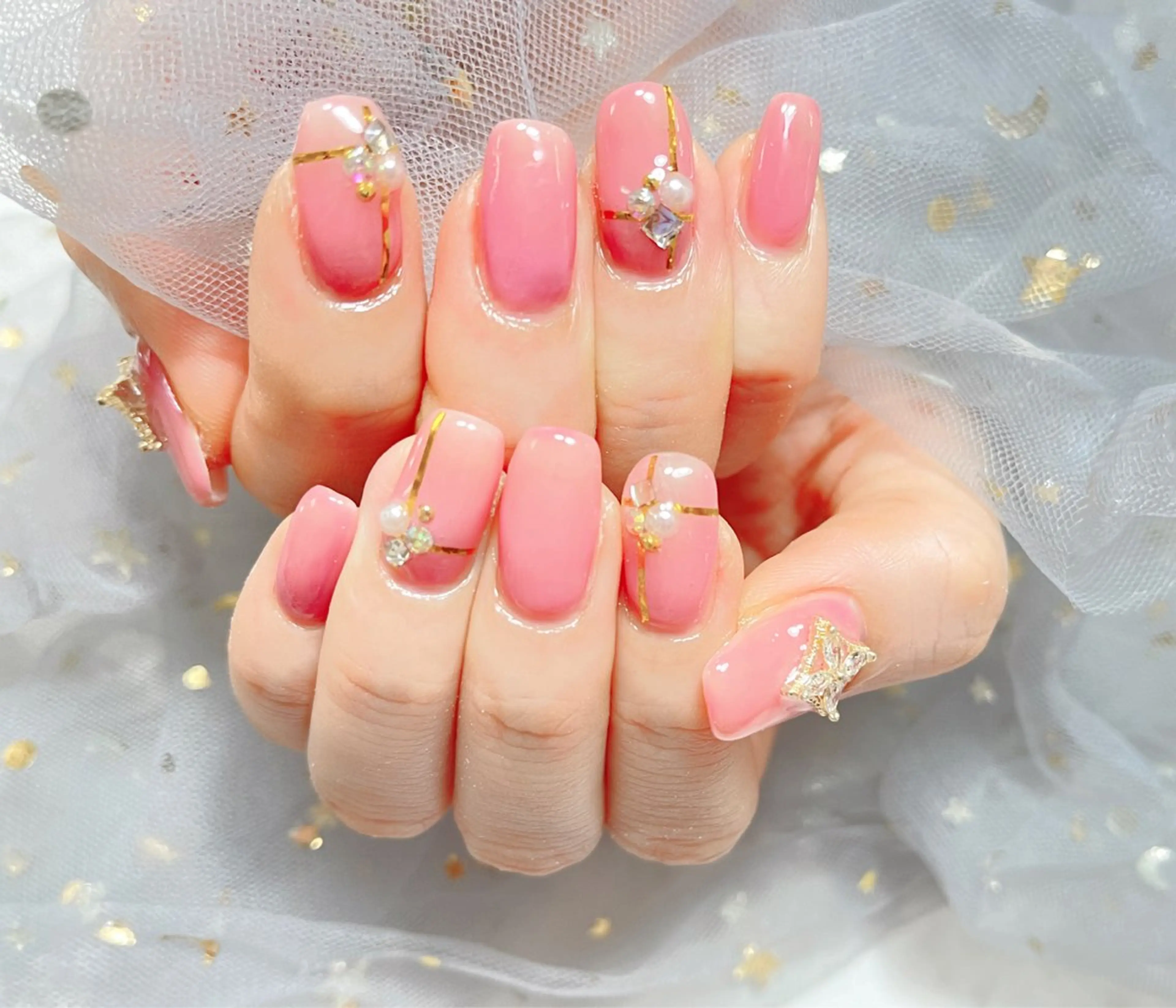 ネイル ハンドネイル 🎀ネイルサロン エクラYUI🎀のネイルデザイン