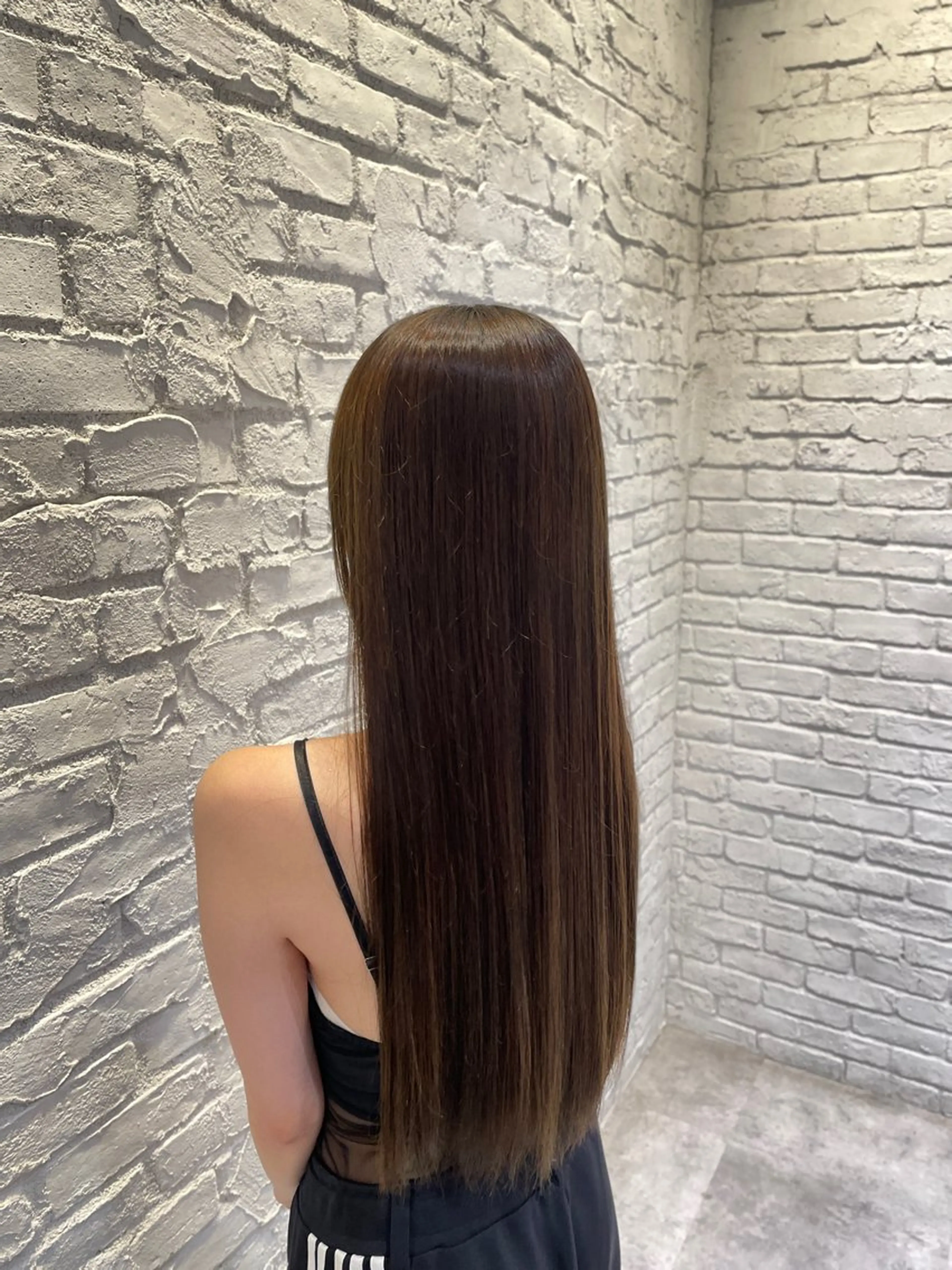 カラー AKITO /溝の口駅のヘアスタイル