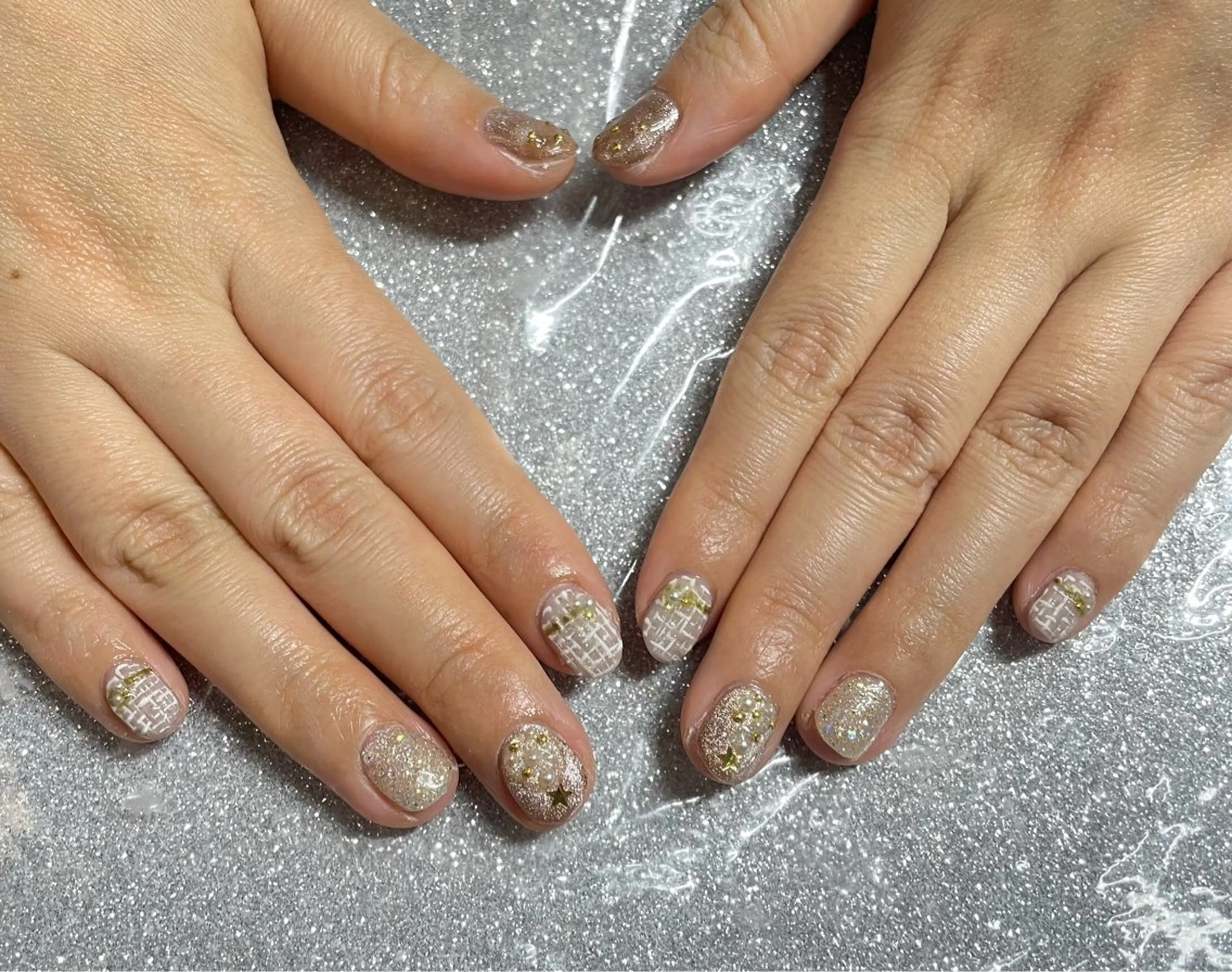 ネイル ハンドネイル VIERU 🌈🎀💖のネイルデザイン