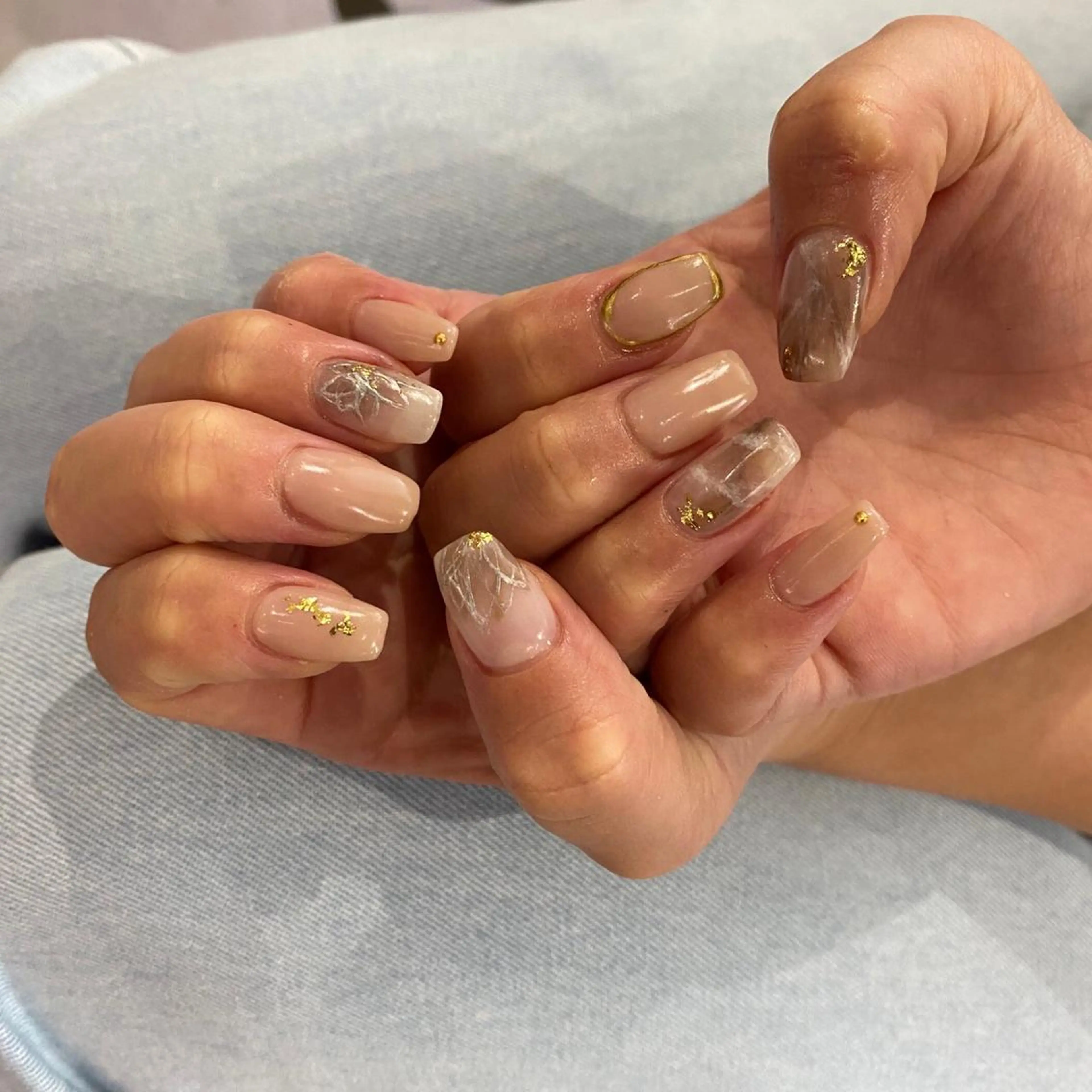 ネイル 椿森 美瑠紅の眉毛・アイブロウイメージ