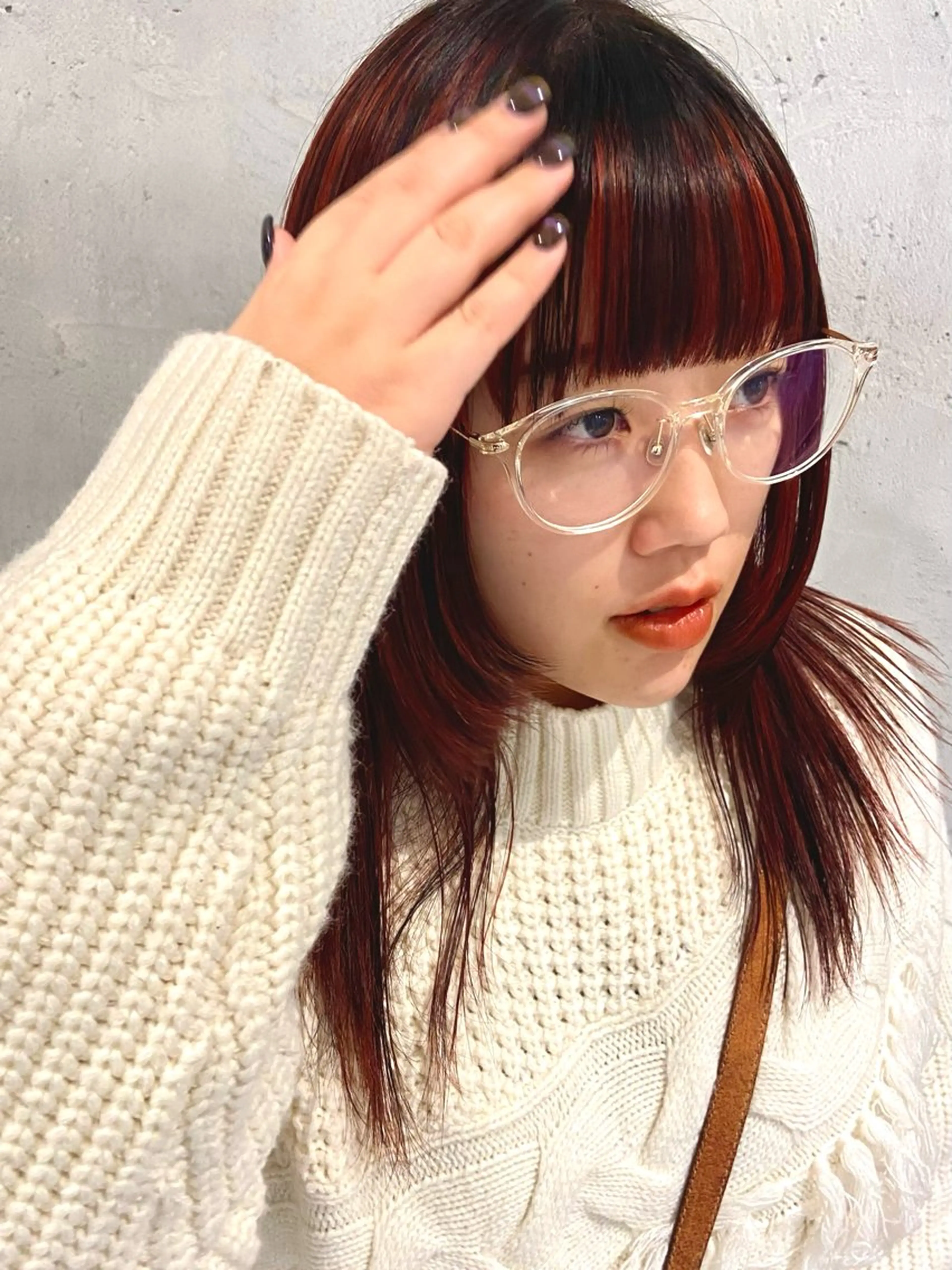 セミロング 透け感カラー/ momo🦕🌱のヘアスタイル