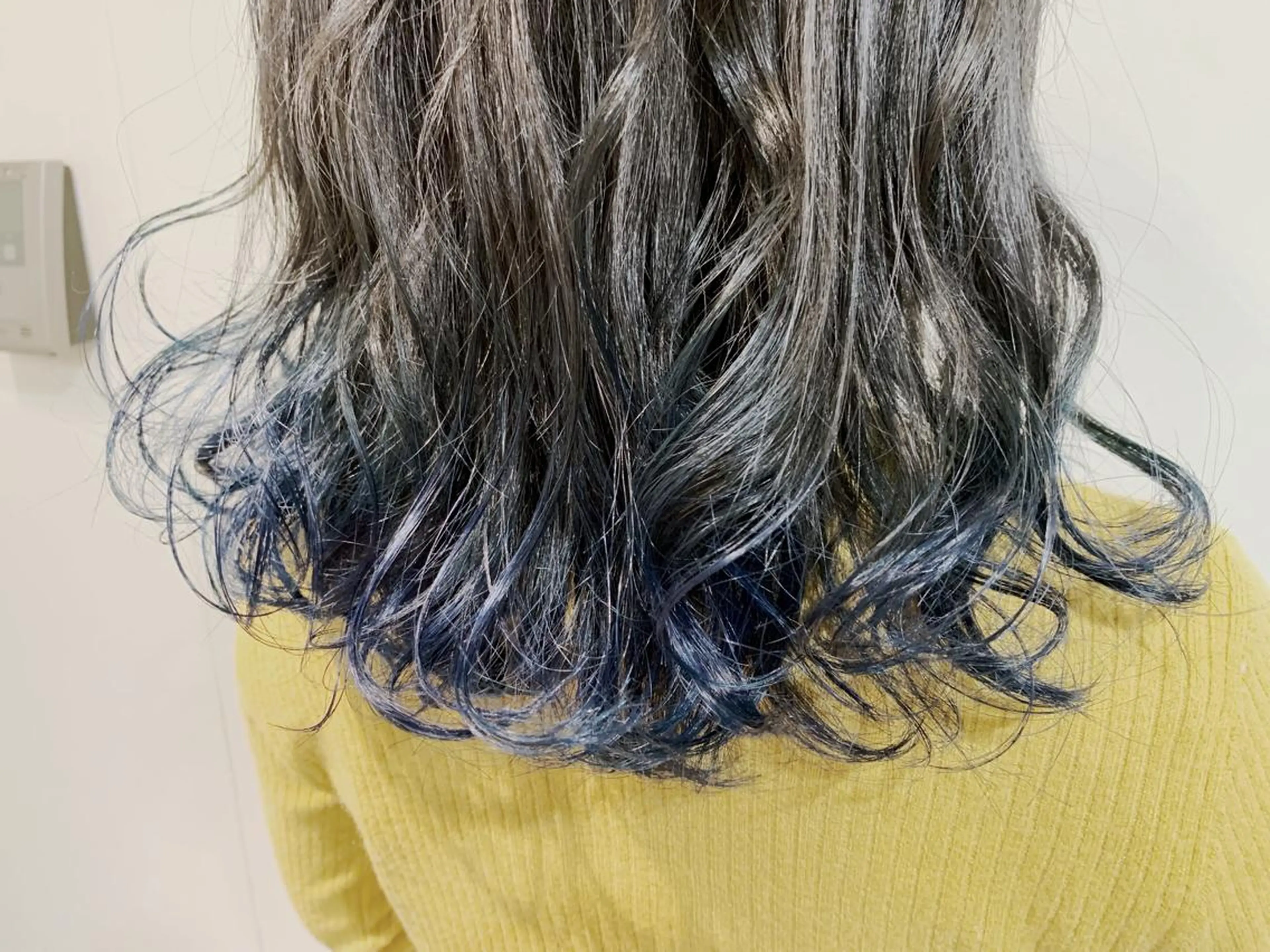 セミロング カラー ヘアアレンジ 🌿‬ ܸAir 透明感🌱西村知佳のヘアスタイル