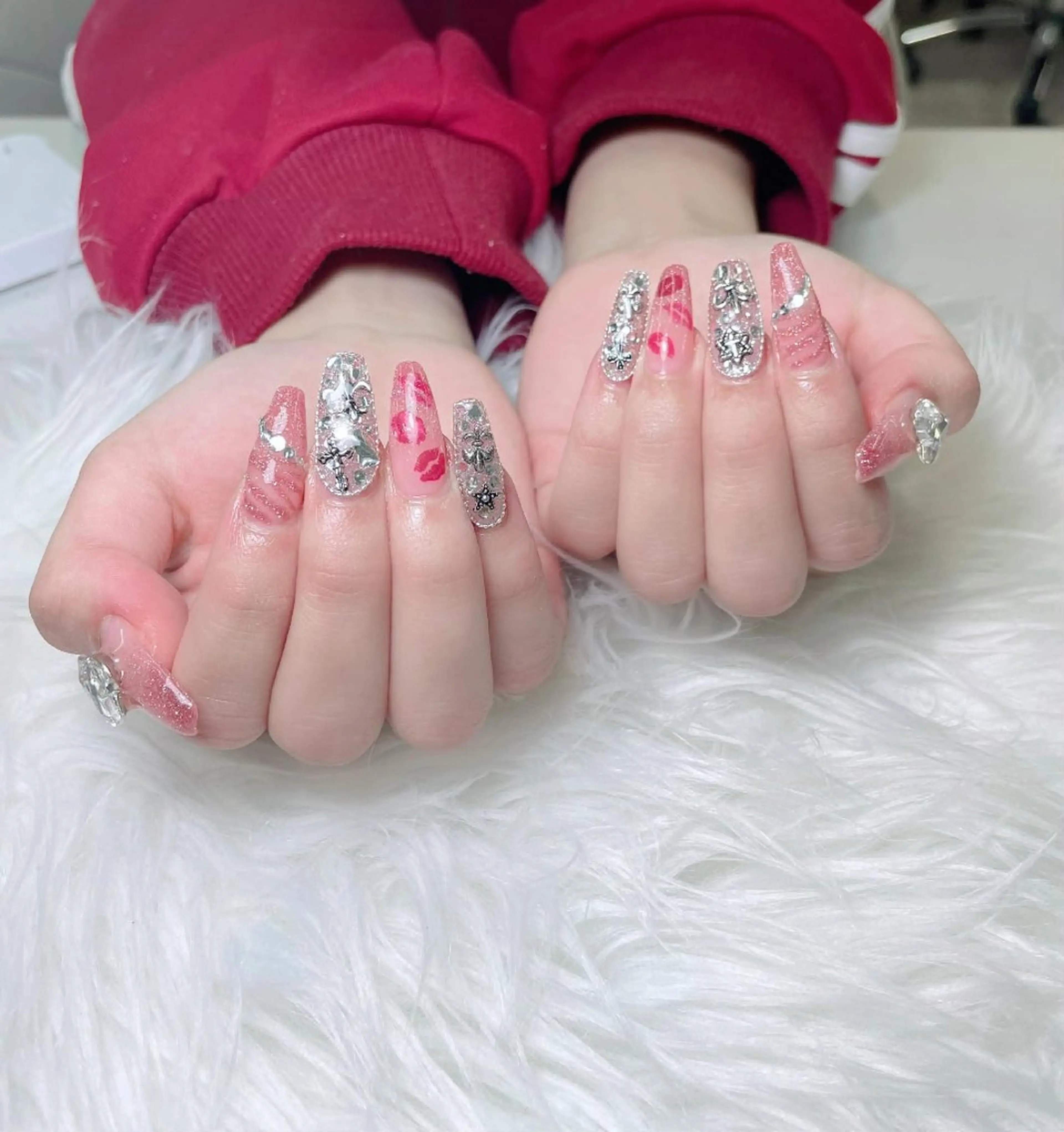 ネイル フットネイル ジェルネイル 韓国ネイル マグネットネイル 持ち込み ハンドネイル King  Nail Hanaのネイルデザイン