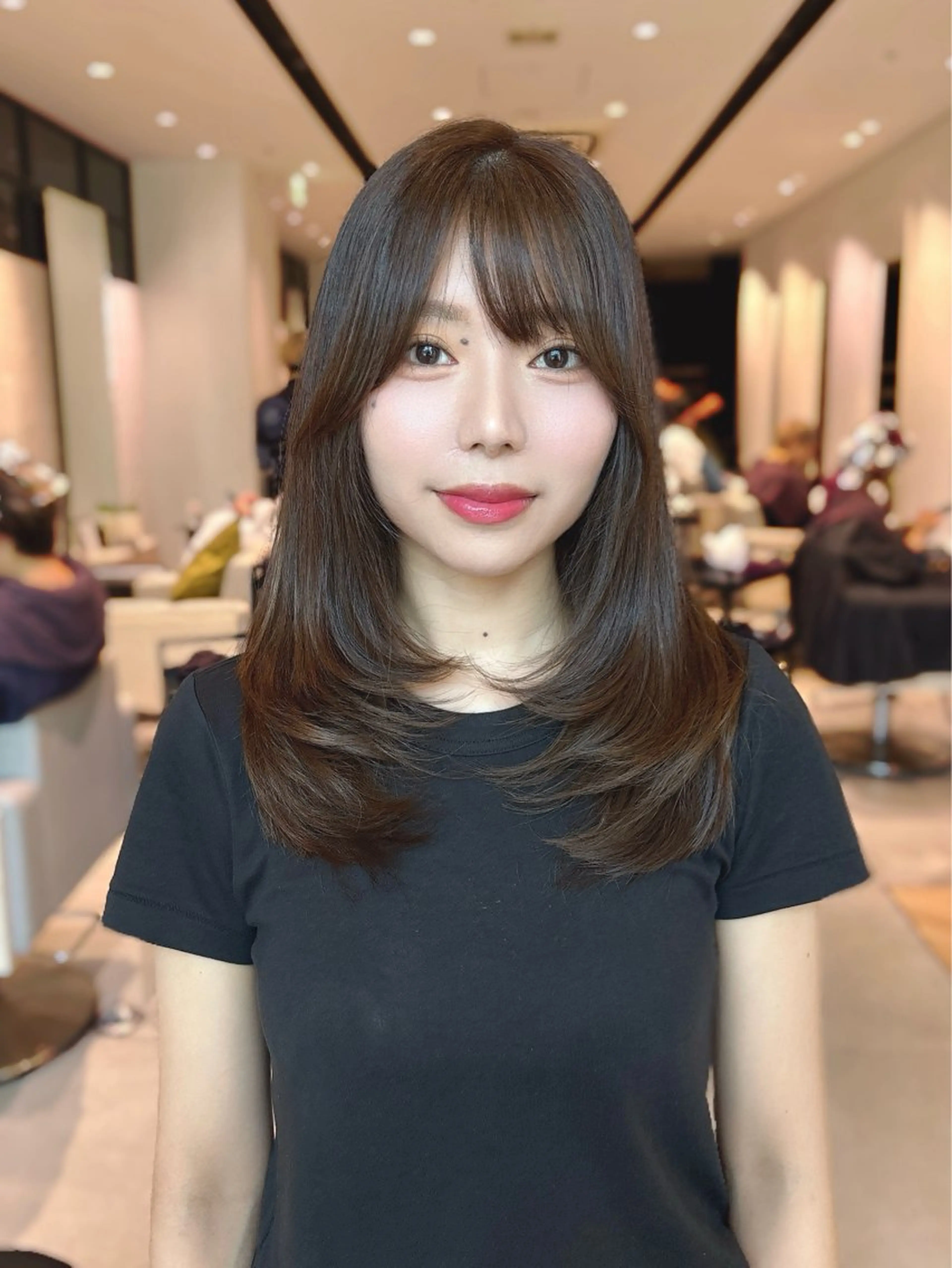 ミディアム カラー ブリーチ ブラウンカラー ナチュラルブラウン ブリーチなしカラー 韓国風ヘア カット ヘアカラー トリートメント 銀座/韓国レイヤー/ 艶カラー🍓原田侑依のヘアスタイル