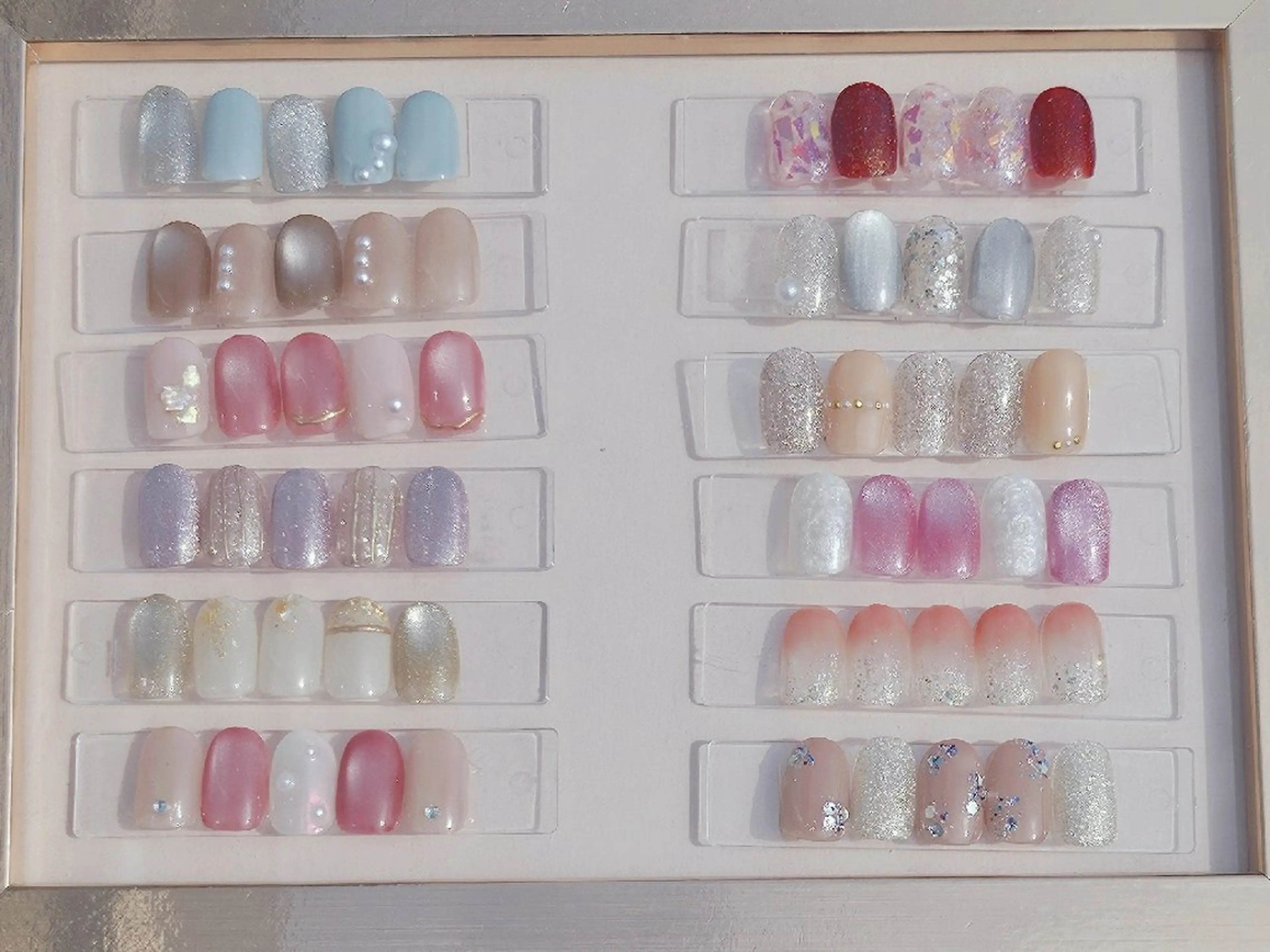 ネイル NailSalon LuireYUUNAのネイルデザイン