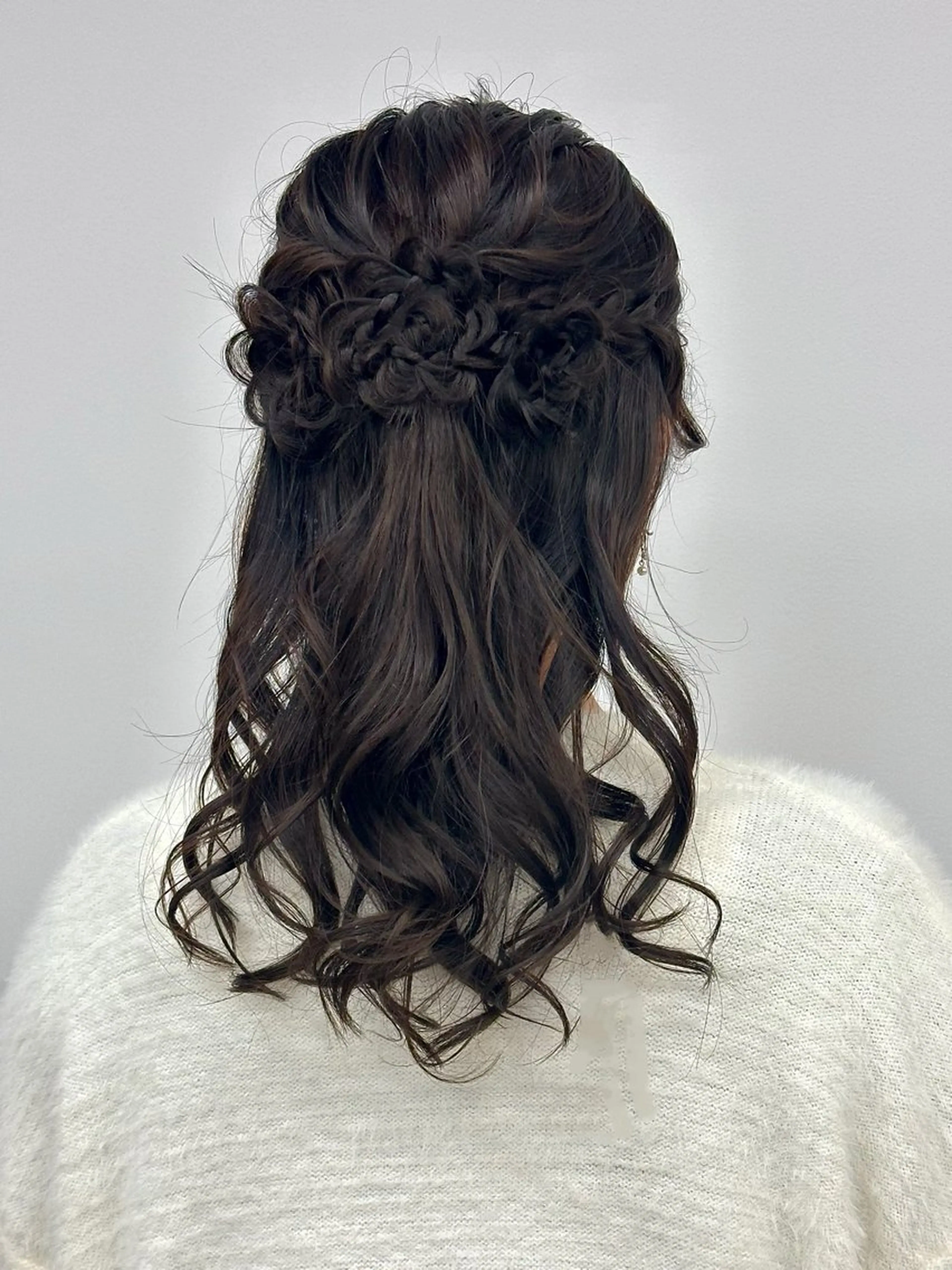 ロング ヘアアレンジ ヘアセット 山之内匠/艶カラー/ ハイトーン/ブリーチのヘアスタイル