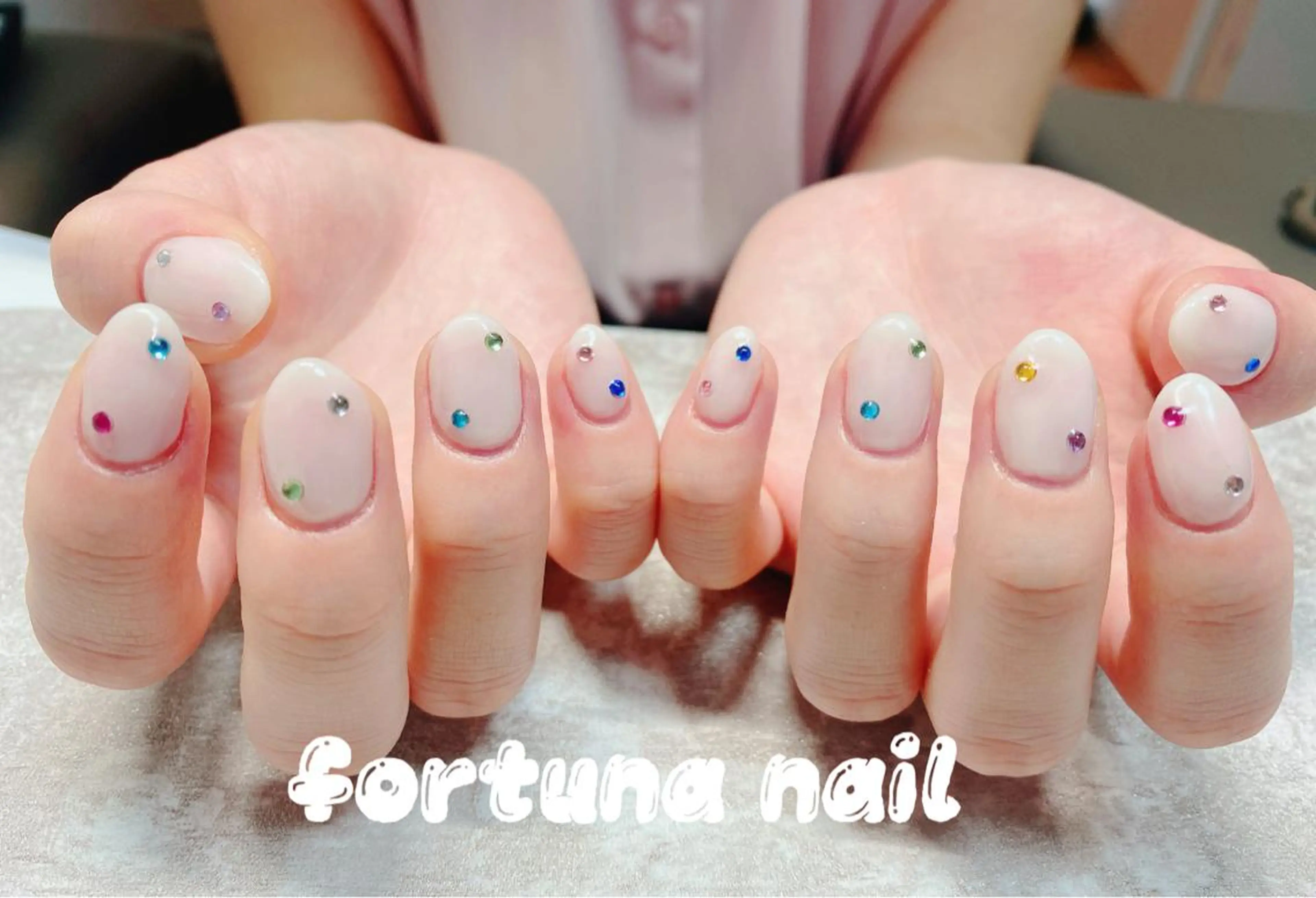 ネイル ハンドネイル ハンドケア Nail •Head スパFortunaのネイルデザイン