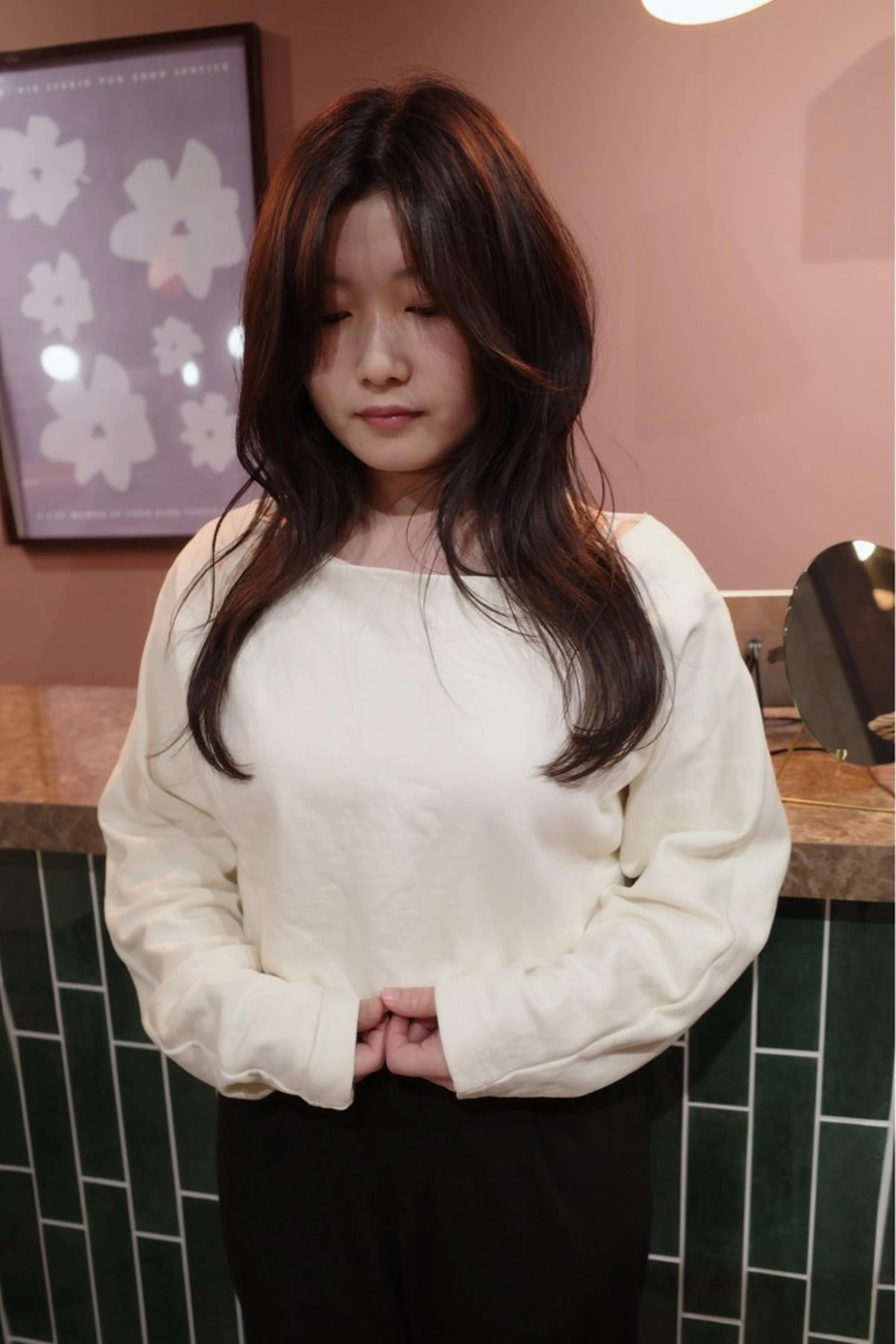 ロング カラー 古澤 芽依のヘアスタイル