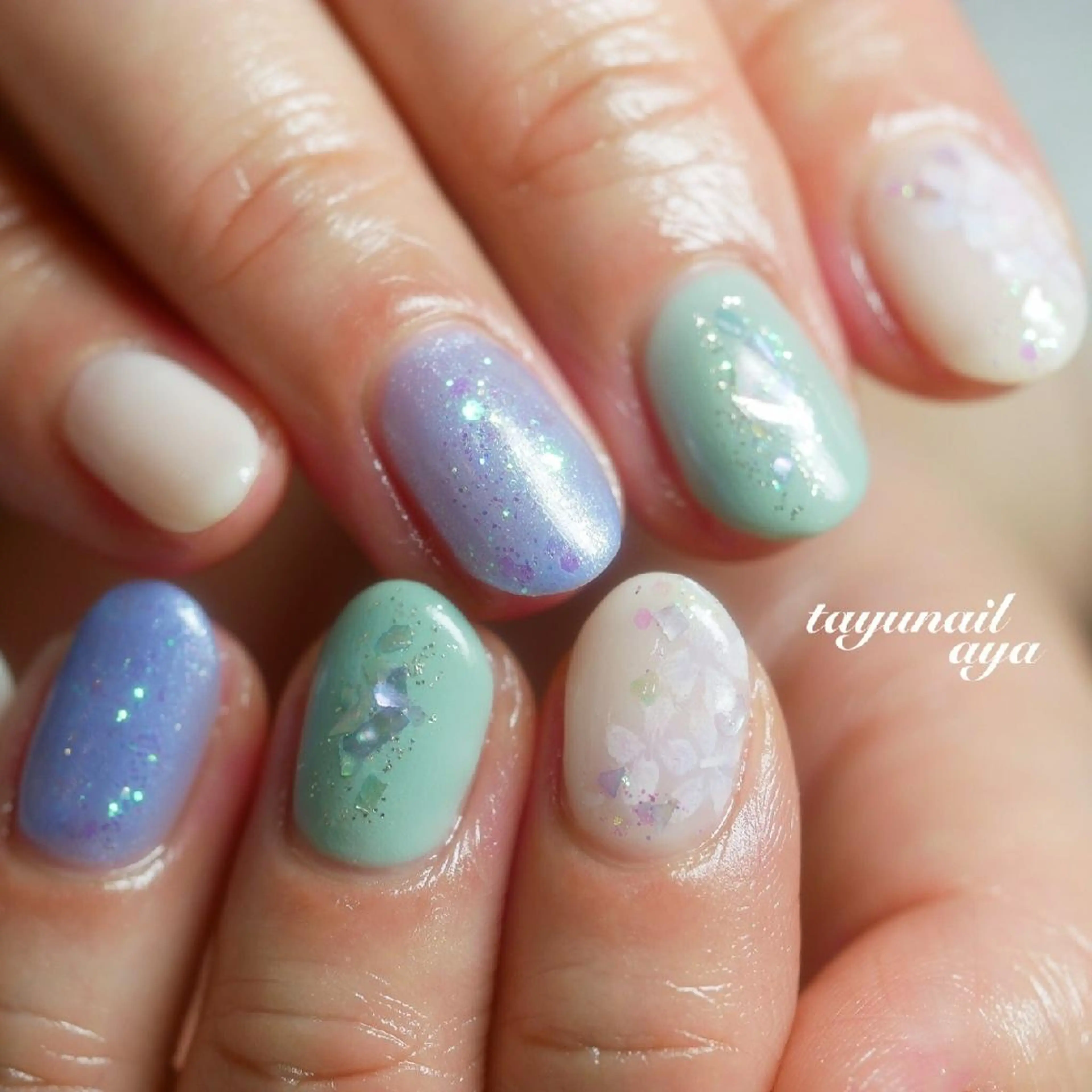 ネイル アートネイル ブルー ジェルネイル キラキラネイル パラジェル ネイルサロン 【たゆnail】のネイルデザイン